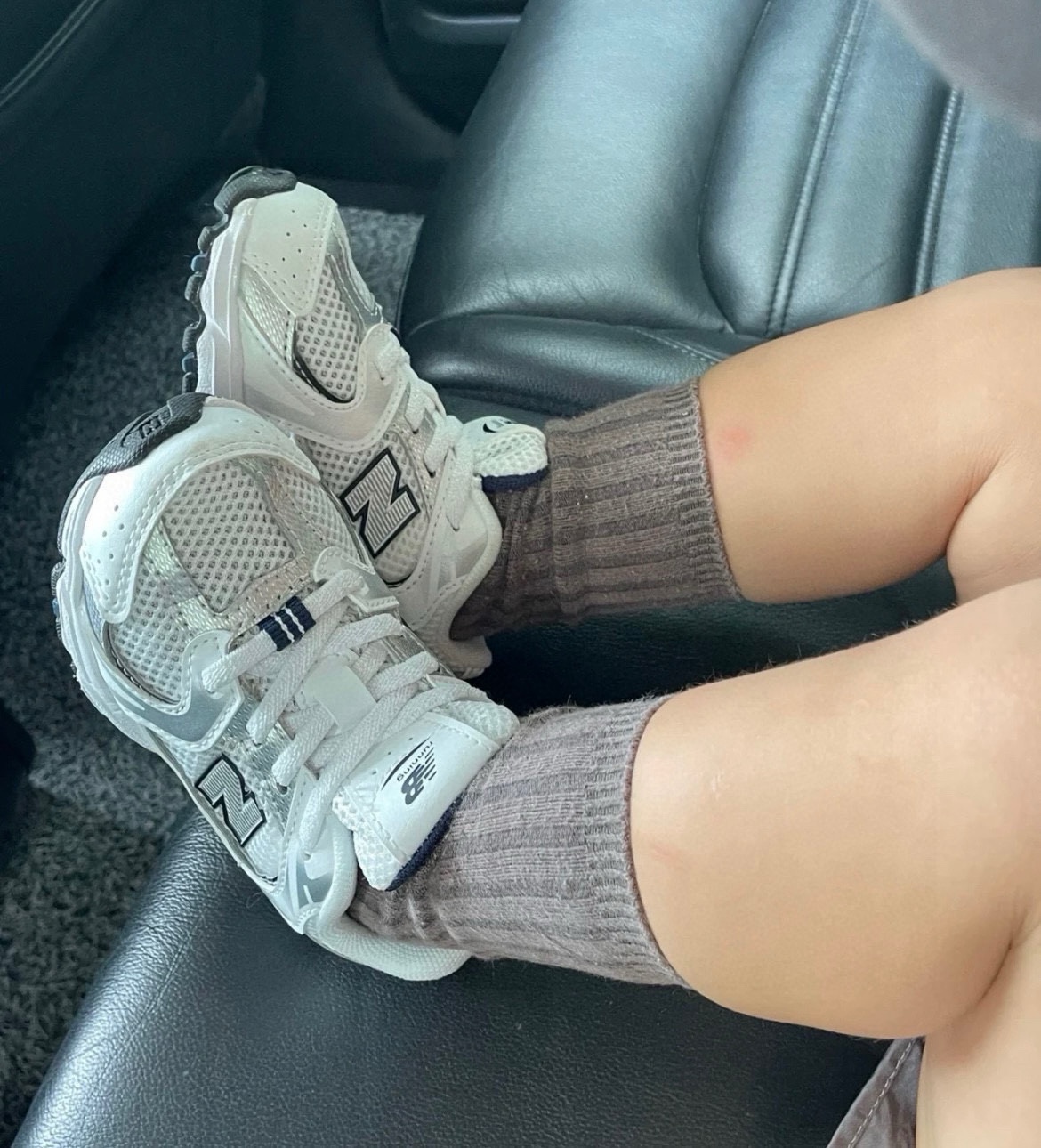 图片[8]-昨日7月12号 销量排行榜第3️⃣名👇🏻👇🏻👇🏻 独家好货🔥限时活动NB530王炸系列！🔥 这款NB530配色简直都太好看了吧！在韩国爆🔥一鞋难求❗️不管什么衣服都能配！巨巨巨百搭，关键是上脚好轻就像没穿鞋一样！冲！盘它✊🏻-选品中心