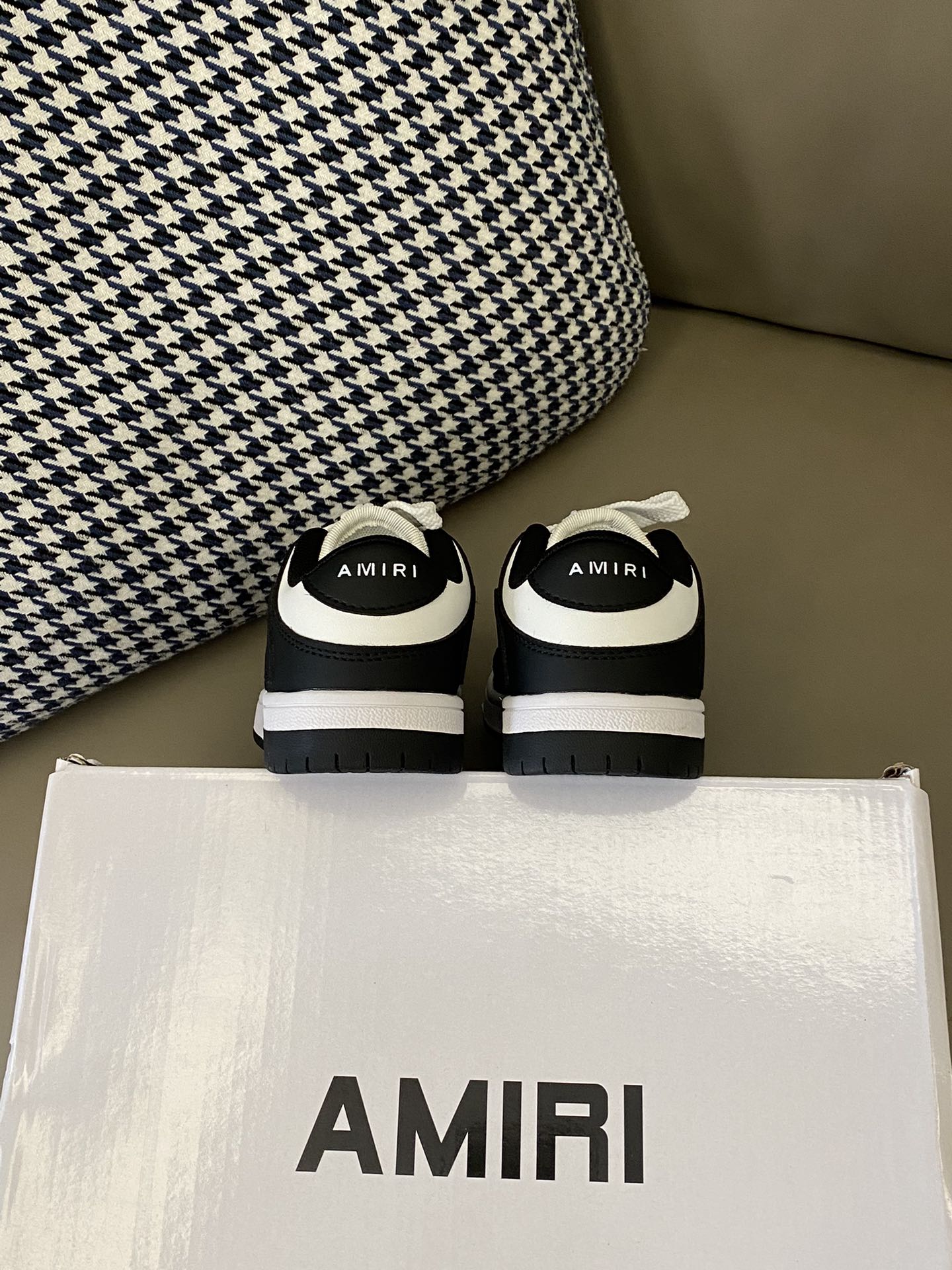 图片[4]-原图直出🌟 鞋面整体都是非常柔软的皮质👻松紧扣设计方便宝贝穿脱✅ 妥妥的被种草了😍上脚舒适感好～不重有型😎MNA209-选品中心