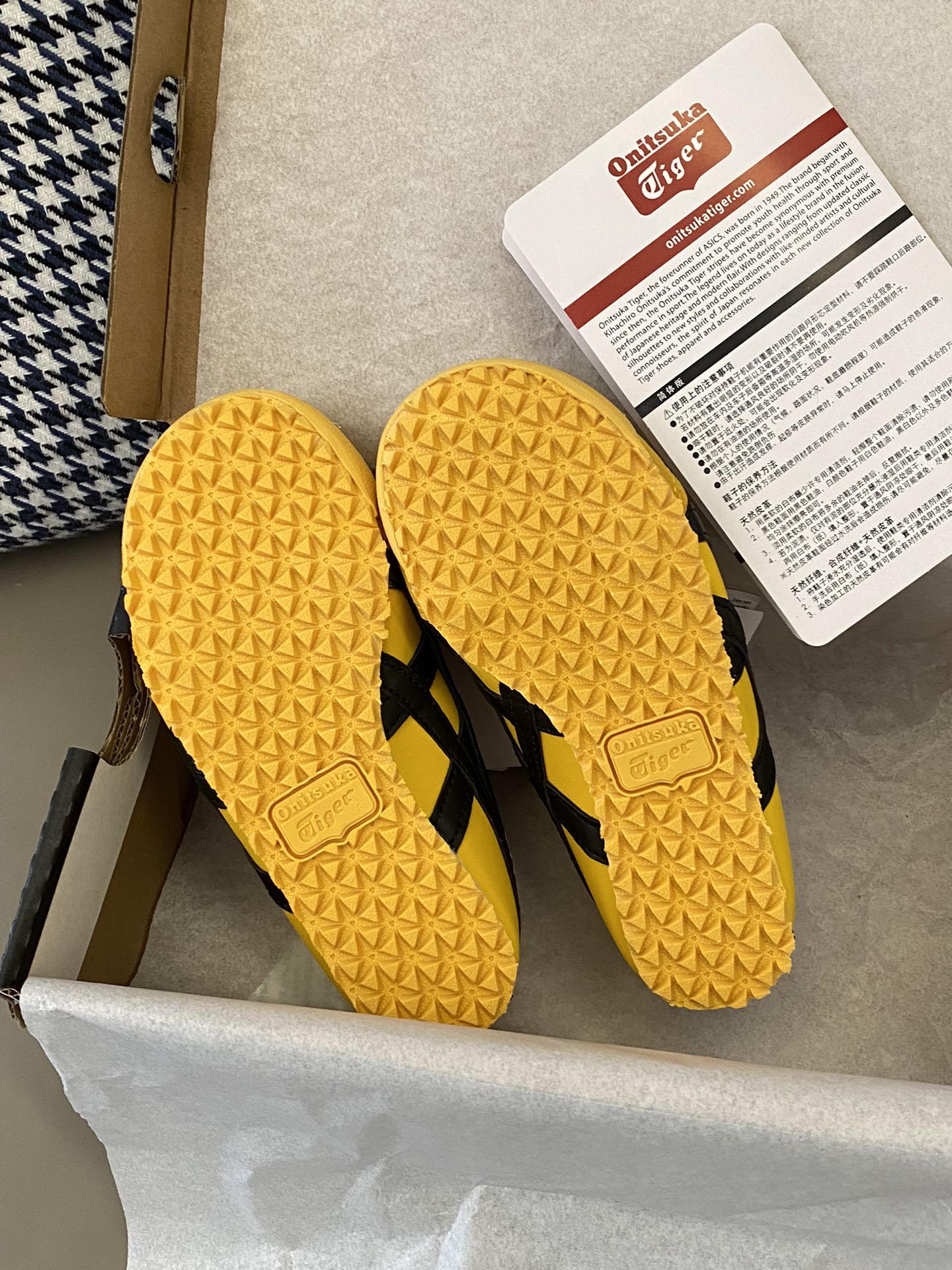 图片[9]-原图直出🌟 这款亚瑟士真的是童鞋天花板💕魔术贴款式可以调节鞋面高度😍鞋头防撞踢保护脚趾🦶🏻鞋底防滑耐磨✅全方位保护孩子的成长🎉-选品中心