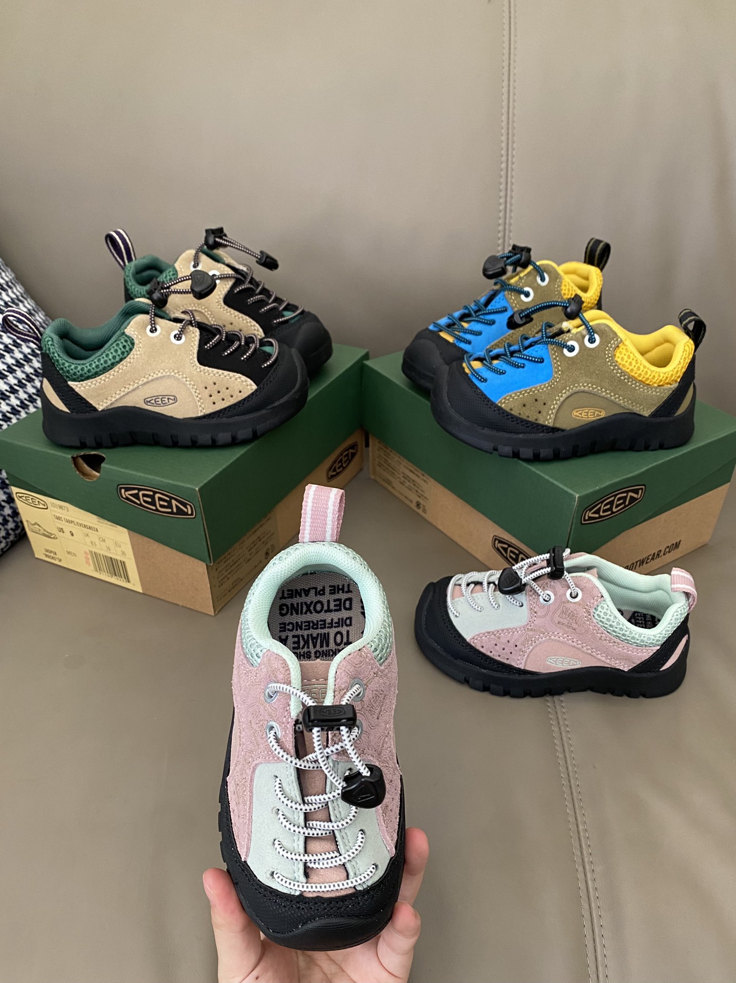 图片[3]-原图直出🌟 这双KEEN 登山鞋真的是超级舒适👻鞋底防滑耐磨✅而且超级轻便☁️更加值得推荐的是它百搭🤭不分场合的百搭✌🏻不管日常户外运动都能搭配🥳-选品中心