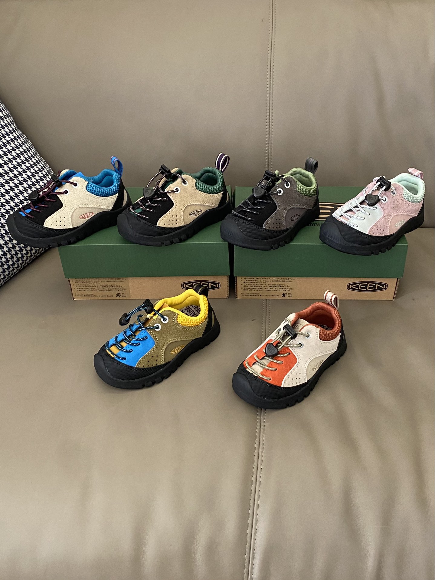 图片[6]-原图直出🌟 这双KEEN 登山鞋真的是超级舒适👻鞋底防滑耐磨✅而且超级轻便☁️更加值得推荐的是它百搭🤭不分场合的百搭✌🏻不管日常户外运动都能搭配🥳-选品中心