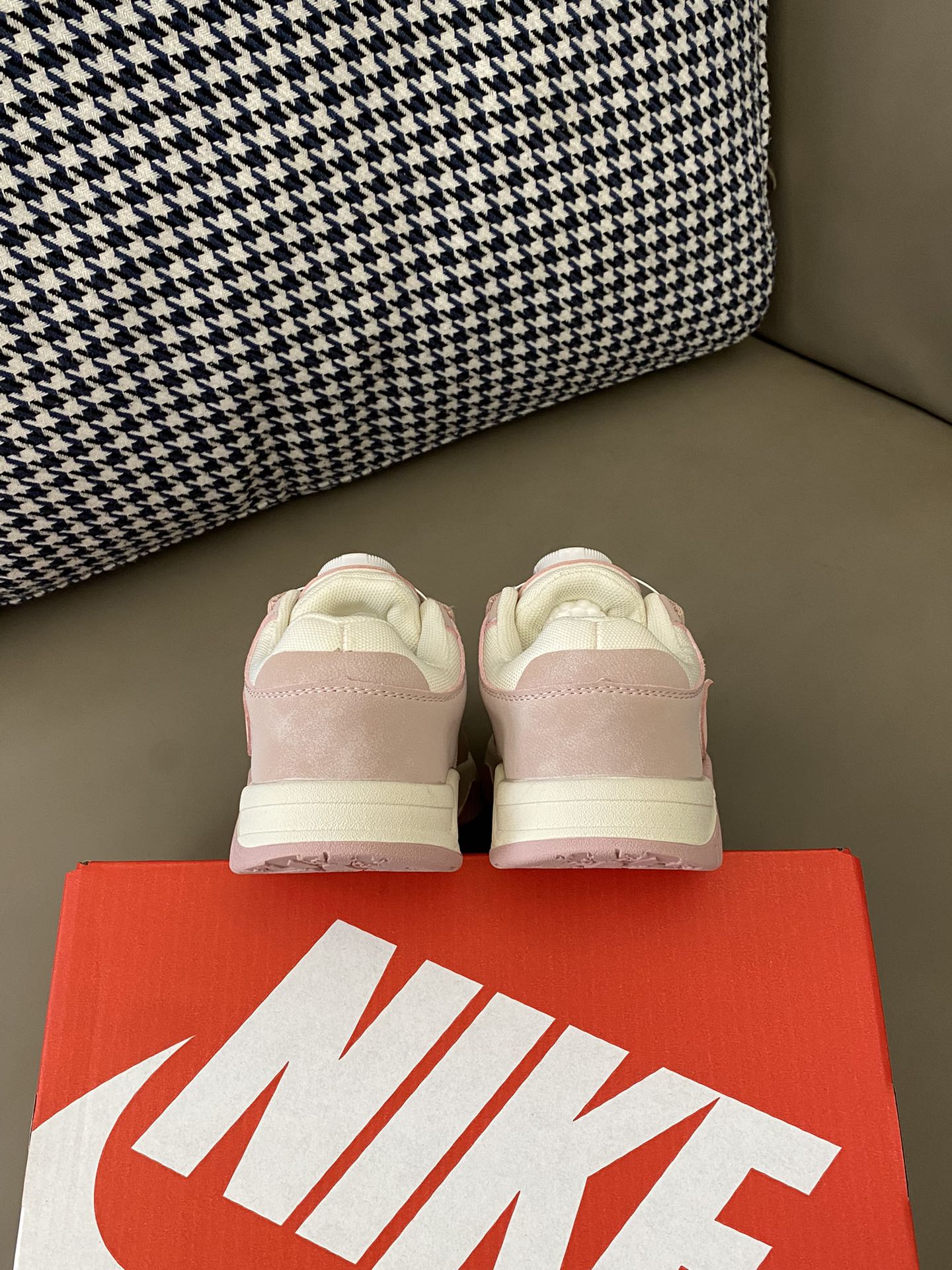 图片[7]-原图直出🌟 鞋面网布设计清爽透气💨采用旋转扣+魔术贴设计，方便宝贝穿脱🤩鞋底防滑耐磨✅回-选品中心