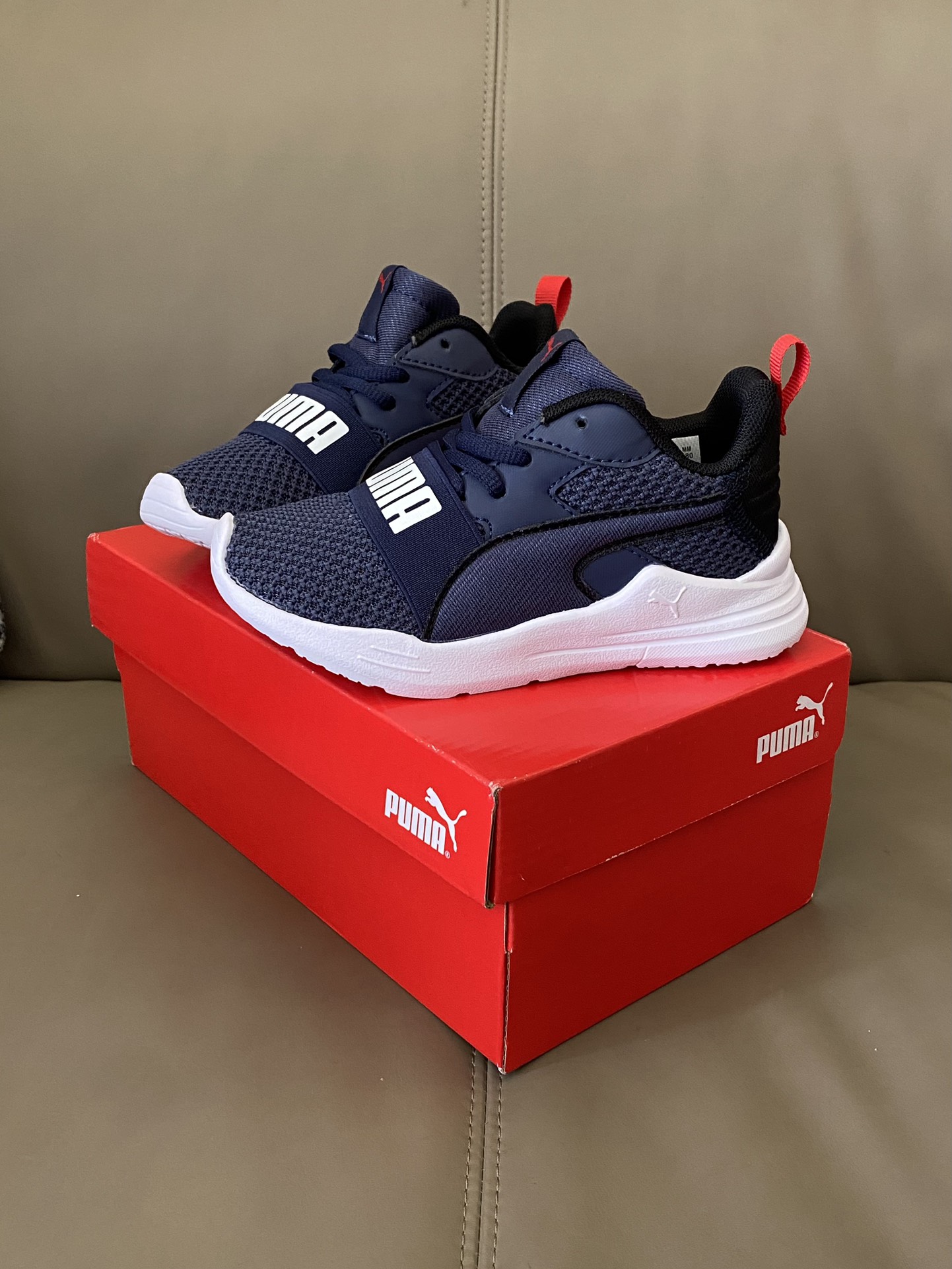 图片[6]-原图直出🌟 PUMA 彪马儿童运动鞋👟采用织物网眼设计，清爽透气💨久跑不闷汗💦内里柔软舒适贴合不累脚👣鞋底软弹舒适轻便☁️防滑耐磨✔️-选品中心