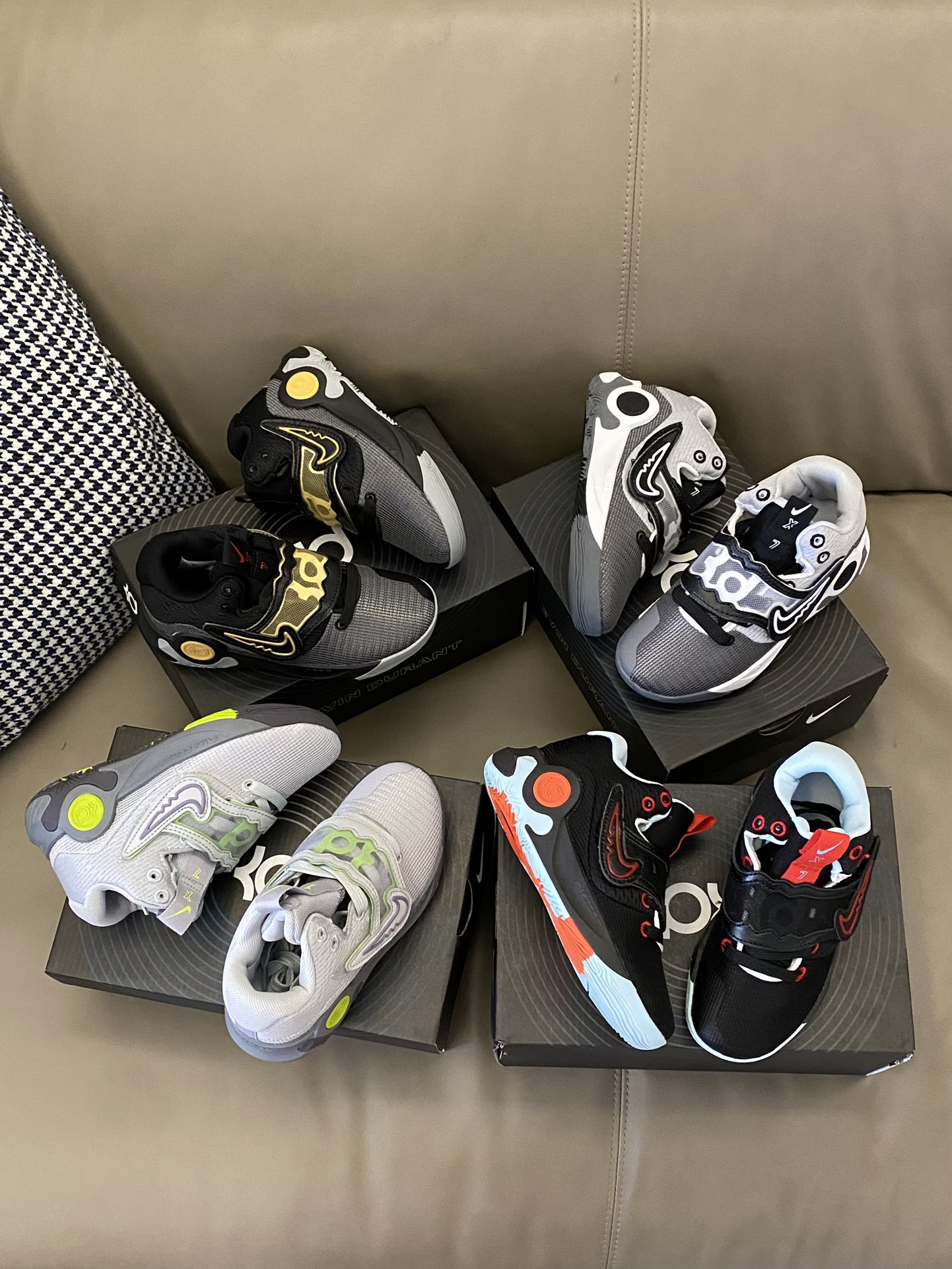 图片[3]-原图直出🌟 NK KD Trey 5 X儿童篮球鞋👟内里柔软舒适😜鞋底防滑耐磨✅让宝贝在篮球场上称霸全场😍实战必备的一款篮球鞋🏀-选品中心