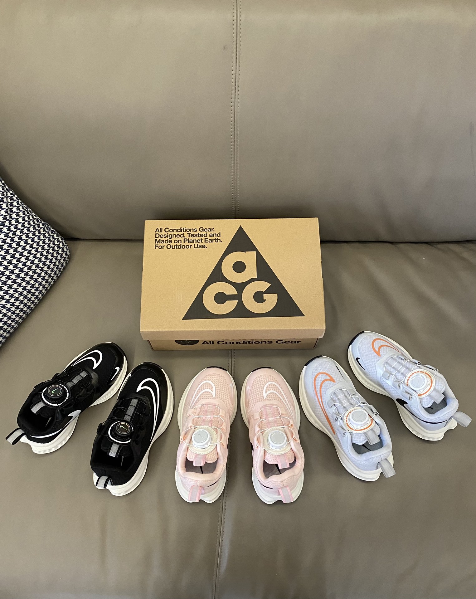 图片[5]-原图直出🌟 旋转扣设计方便宝贝穿脱✅微翘防踢鞋头🤩有效保护稚嫩双脚👣橡胶鞋底提供足够的减震回弹🐵并且十分的耐弯折😍让宝宝安安心心的去玩耍-选品中心