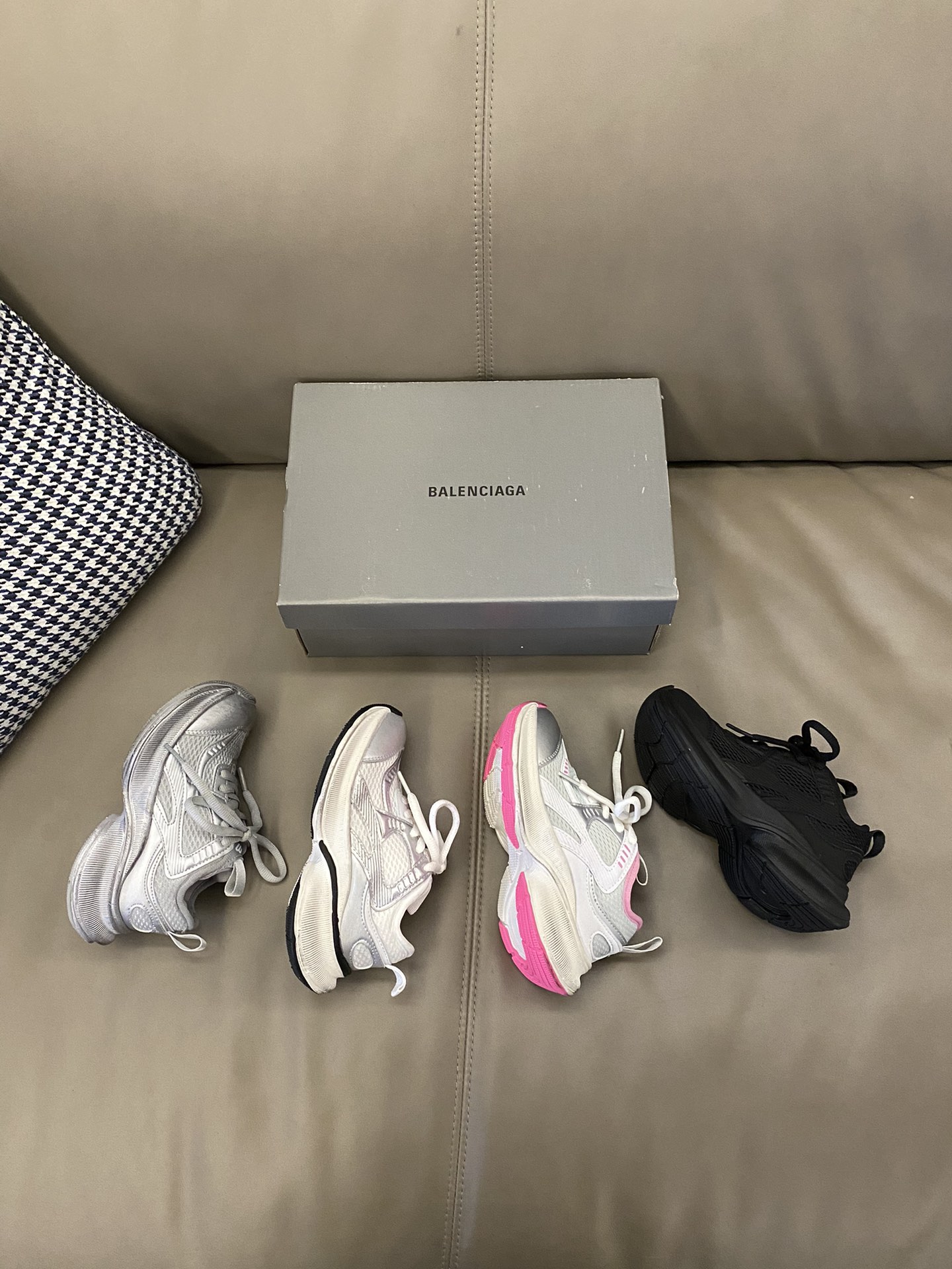 图片[5]-原图直出🌟 整体鞋身采用透气网面💨固定鞋带+魔术贴设计方便宝贝穿脱✔️质量杠杠的👋🏻收到货保证趱不绝口🫣-选品中心