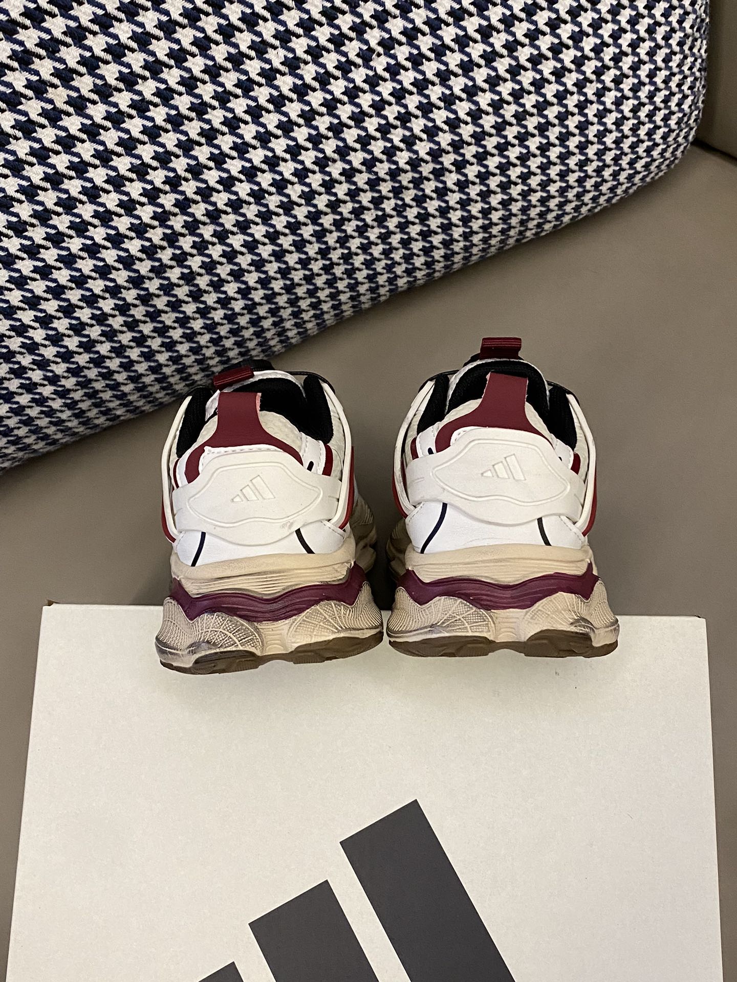 图片[7]-原图直出🌟 整双鞋子柔软又舒适😌触感超好👌🏻旋转纽扣真的超级方便✅再也不用担心小宝贝不会系鞋带啦😍鞋底防滑耐磨-选品中心