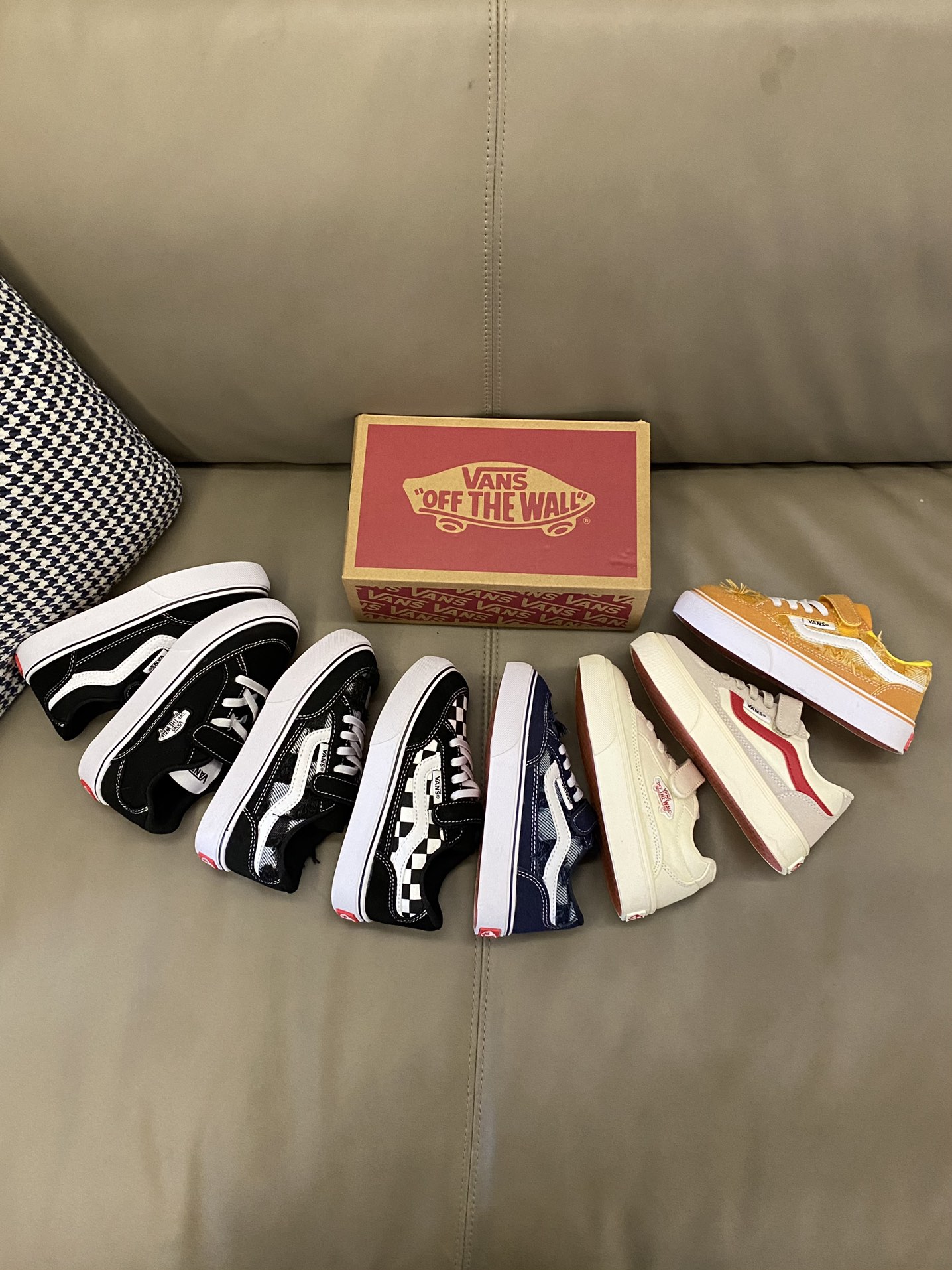 图片[5]-原图直出🌟 鞋面采用优质帆布面料，打理超级方便🤟🏻 整双鞋子非常轻巧柔软透气💨魔术贴设计穿脱方便😻橡胶耐磨防滑大底，脚感超舒服👍🏻-选品中心