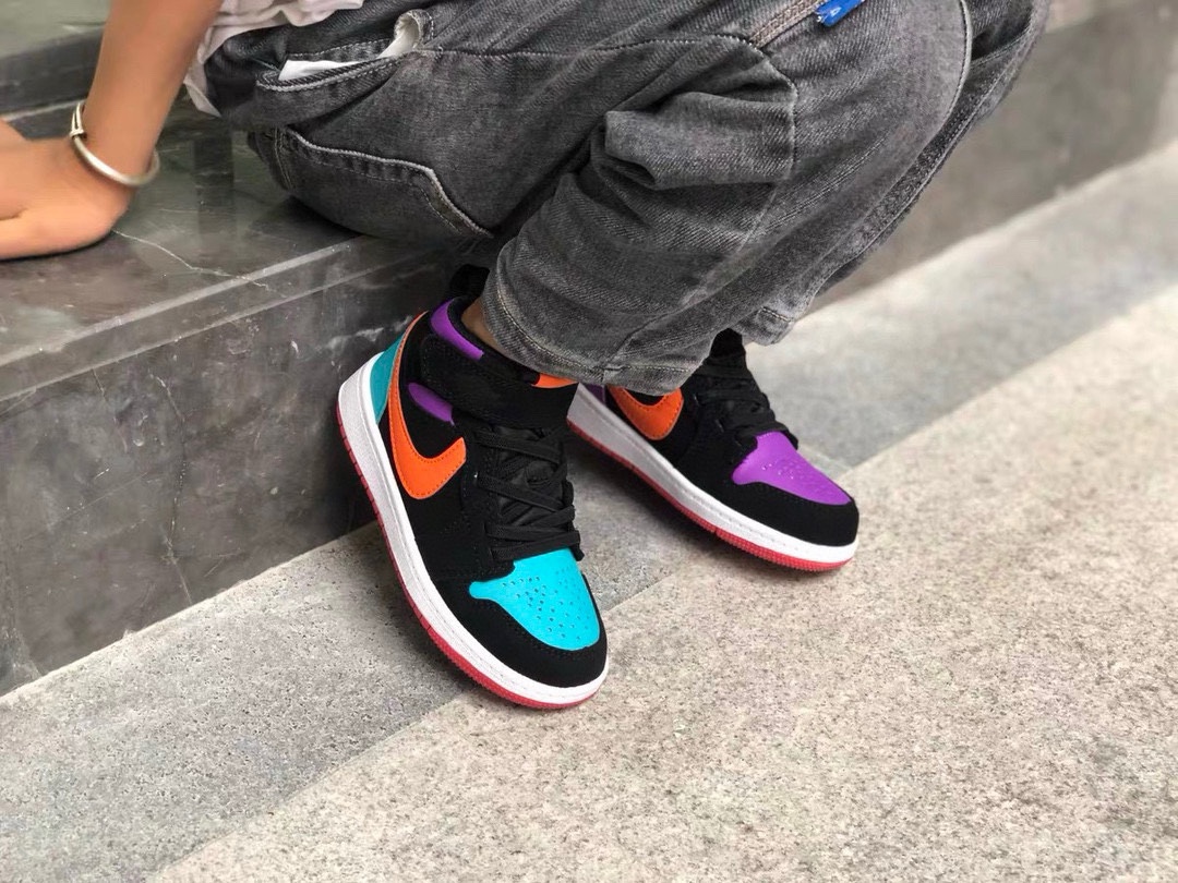 图片[6]-高品质口碑款童鞋推荐0 下单备注：侨1魔术贴单扣童鞋24色 尺码：22-37.5，火爆价‼ 有断码，断码元宵后补出！能等联系客服加库存✅ ️📣📣不同品牌，不同系列的鞋子，鞋码存在差异 所以一定要量一下宝宝脚长 根据脚长+1~1.5cm选择相对应内长⚠️-选品中心