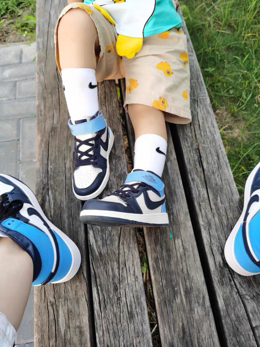 图片[5]-高品质口碑款童鞋推荐0 下单备注：侨1魔术贴单扣童鞋24色 尺码：22-37.5，火爆价‼ 有断码，断码元宵后补出！能等联系客服加库存✅ ️📣📣不同品牌，不同系列的鞋子，鞋码存在差异 所以一定要量一下宝宝脚长 根据脚长+1~1.5cm选择相对应内长⚠️-选品中心