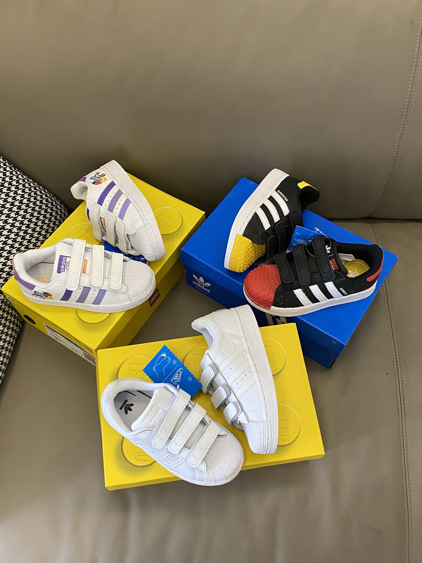 图片[8]-原图直出🌟所见即所得！！ 采用魔术贴设计，方便宝贝穿脱✅缓震胶中底，脚感舒适🤩后跟Logo点缀，提升立体美感，经久耐穿😻鞋底防滑耐磨-选品中心