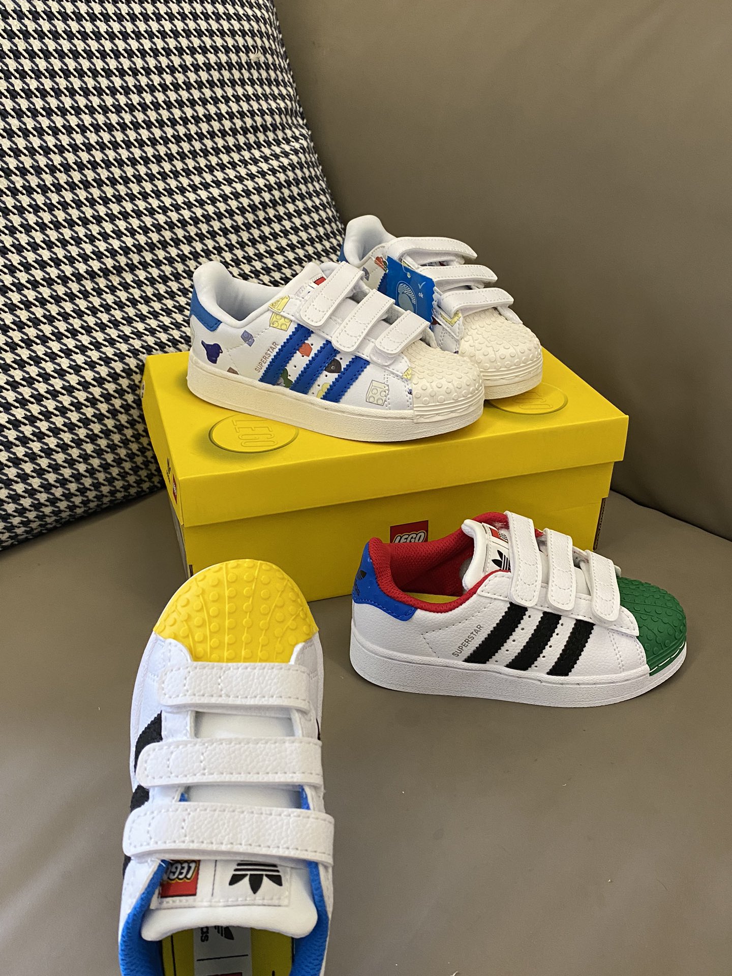 图片[4]-原图直出🌟所见即所得！！ 采用魔术贴设计，方便宝贝穿脱✅缓震胶中底，脚感舒适🤩后跟Logo点缀，提升立体美感，经久耐穿😻鞋底防滑耐磨-选品中心