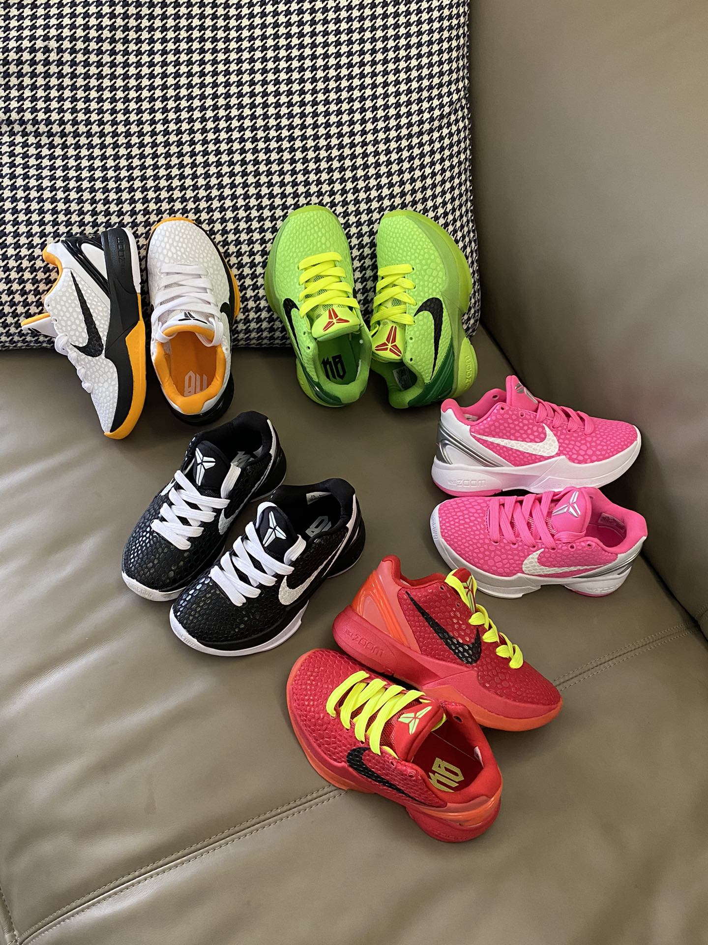 图片[6]-原图直出🌟 采用系带设计可自由调节松紧🤩后跟环绕下PU，足弓处的碳板以及恰到好处的防侧翻角，支撑性非常好👍🏻鞋底防滑耐磨✔️-选品中心