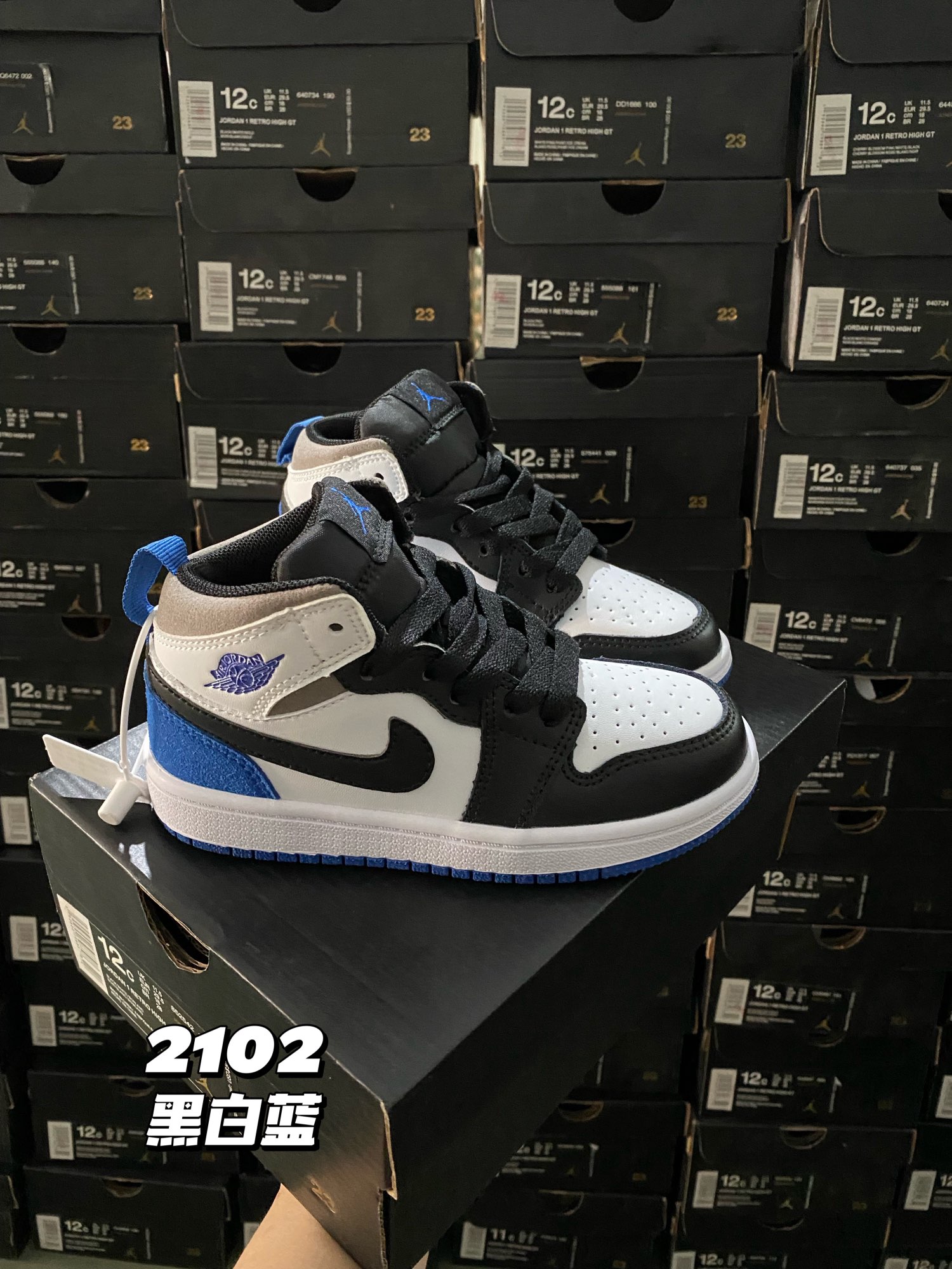 图片[8]-🆕新配色，秒杀 最高版本–乔1真标头层球鞋⚽️，尺码：22-37.5 真标头层aj1真的绝了❗️❗ 实在是太好看了，超级无敌百搭潮流，作为最经典的系列，它真的是当之无愧💪🏻💪🏻高版本，老粉必入！-选品中心