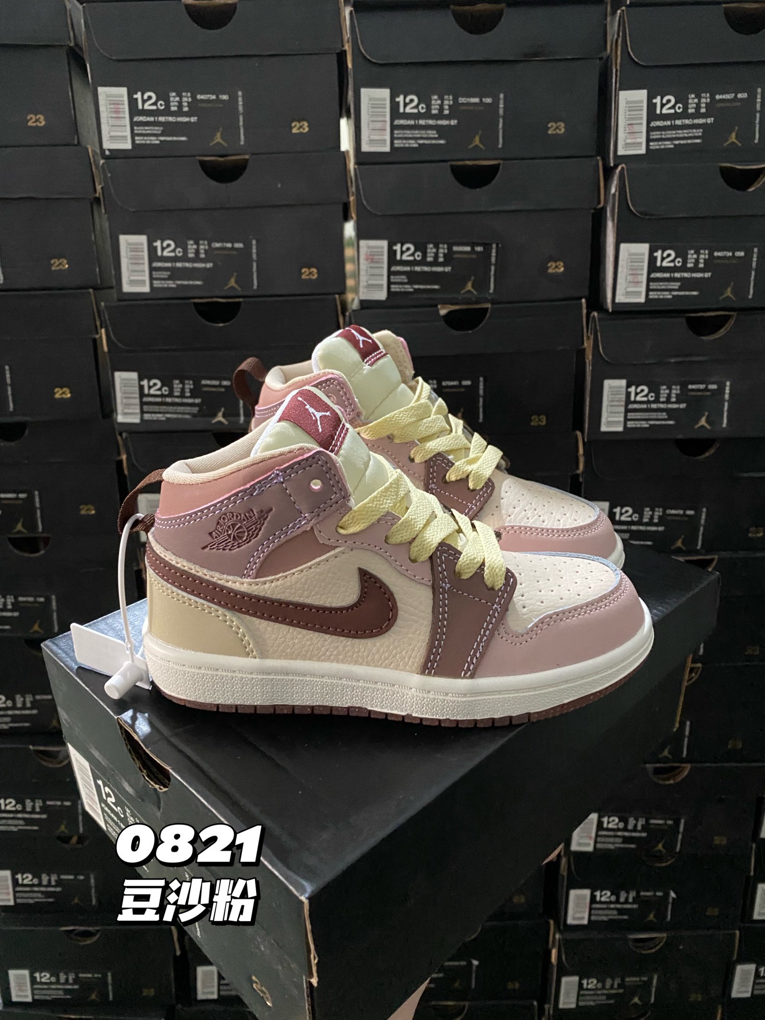 图片[6]-🆕新配色，秒杀 最高版本–乔1真标头层球鞋⚽️，尺码：22-37.5 真标头层aj1真的绝了❗️❗ 实在是太好看了，超级无敌百搭潮流，作为最经典的系列，它真的是当之无愧💪🏻💪🏻高版本，老粉必入！-选品中心