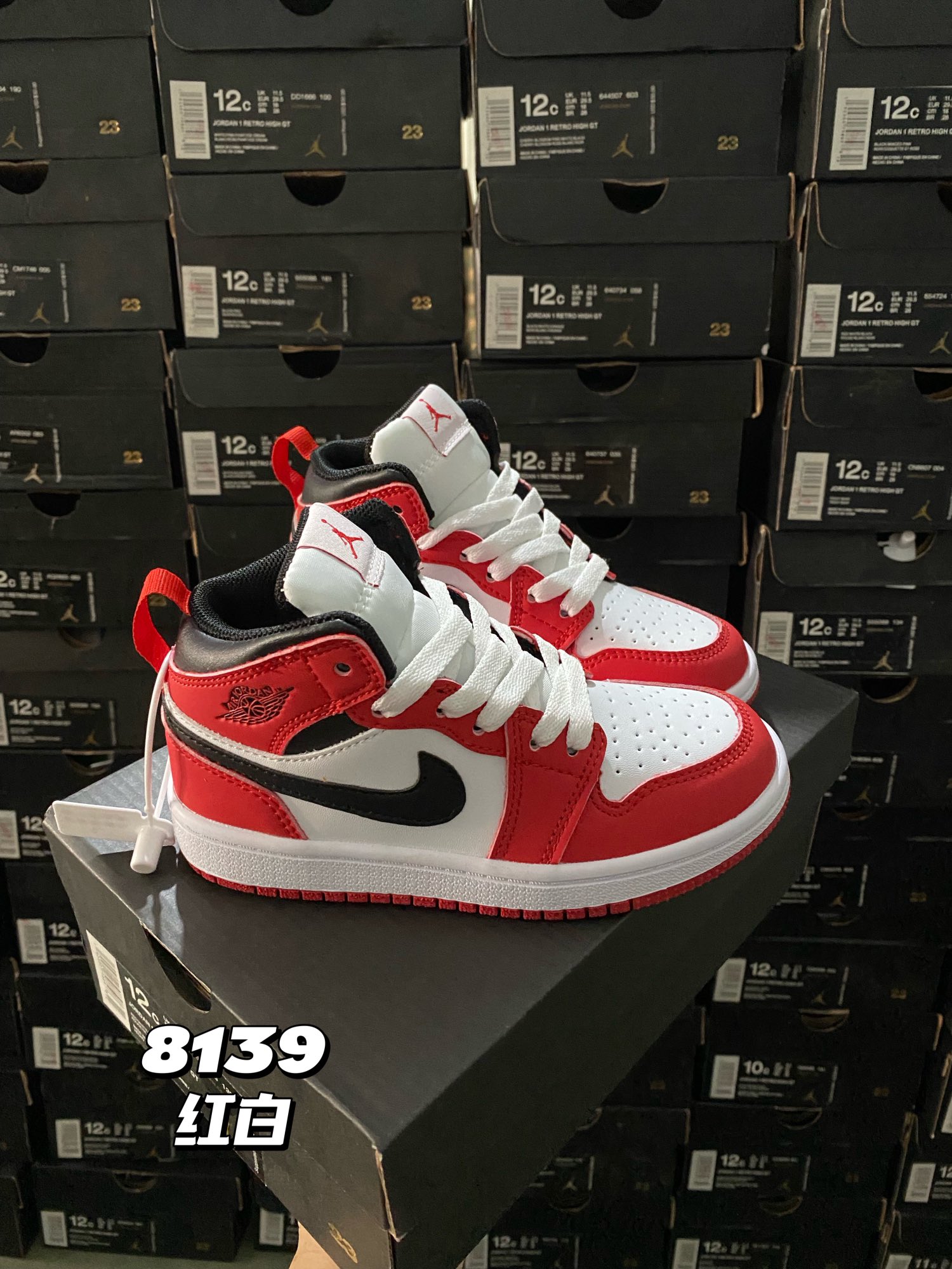 图片[2]-🆕新配色，秒杀 最高版本–乔1真标头层球鞋⚽️，尺码：22-37.5 真标头层aj1真的绝了❗️❗ 实在是太好看了，超级无敌百搭潮流，作为最经典的系列，它真的是当之无愧💪🏻💪🏻高版本，老粉必入！-选品中心