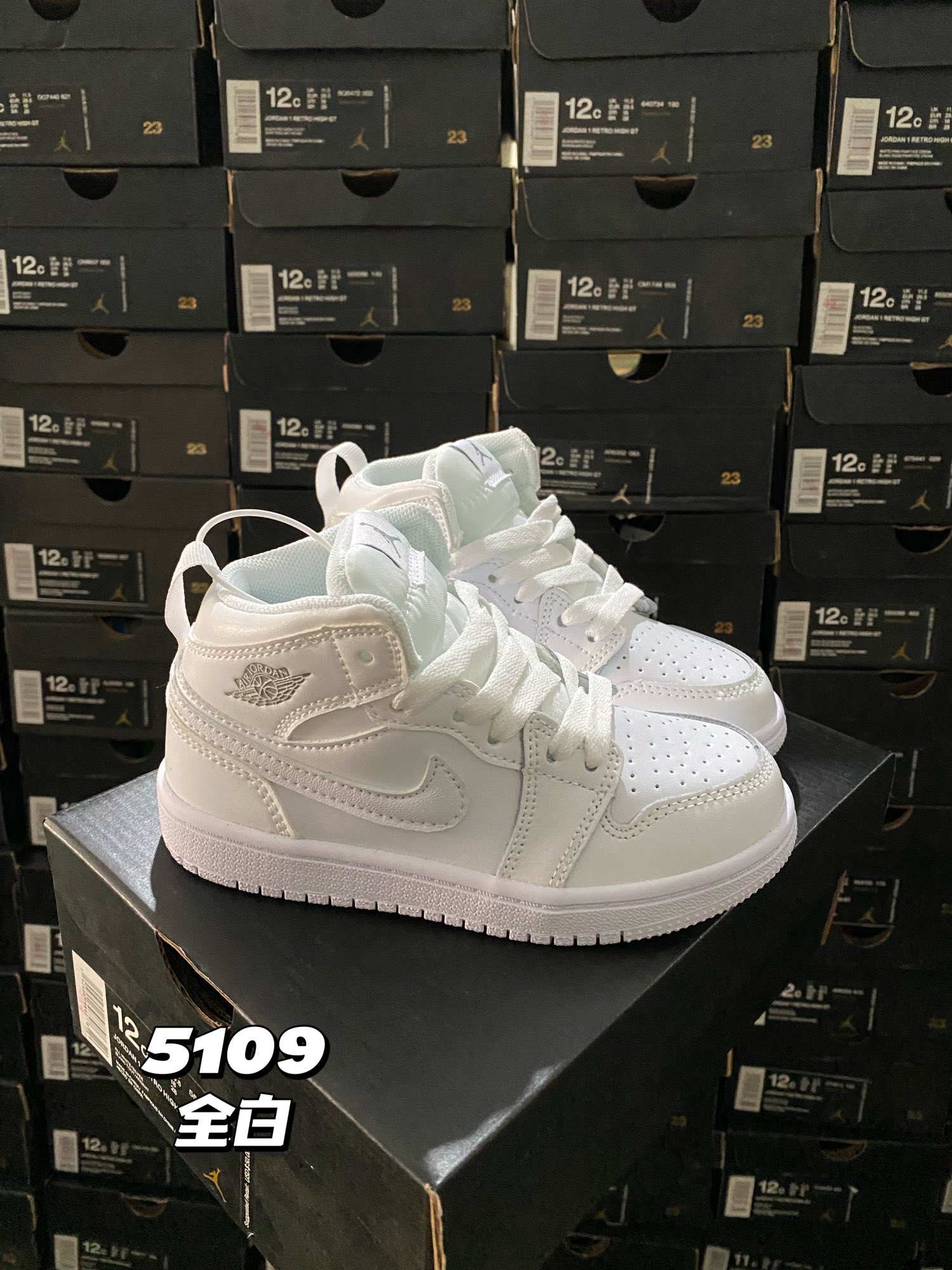 图片[8]-🆕新配色，秒杀 最高版本–乔1真标头层球鞋⚽️，尺码：22-37.5 真标头层aj1真的绝了❗️❗ 实在是太好看了，超级无敌百搭潮流，作为最经典的系列，它真的是当之无愧💪🏻💪🏻高版本，老粉必入！-选品中心