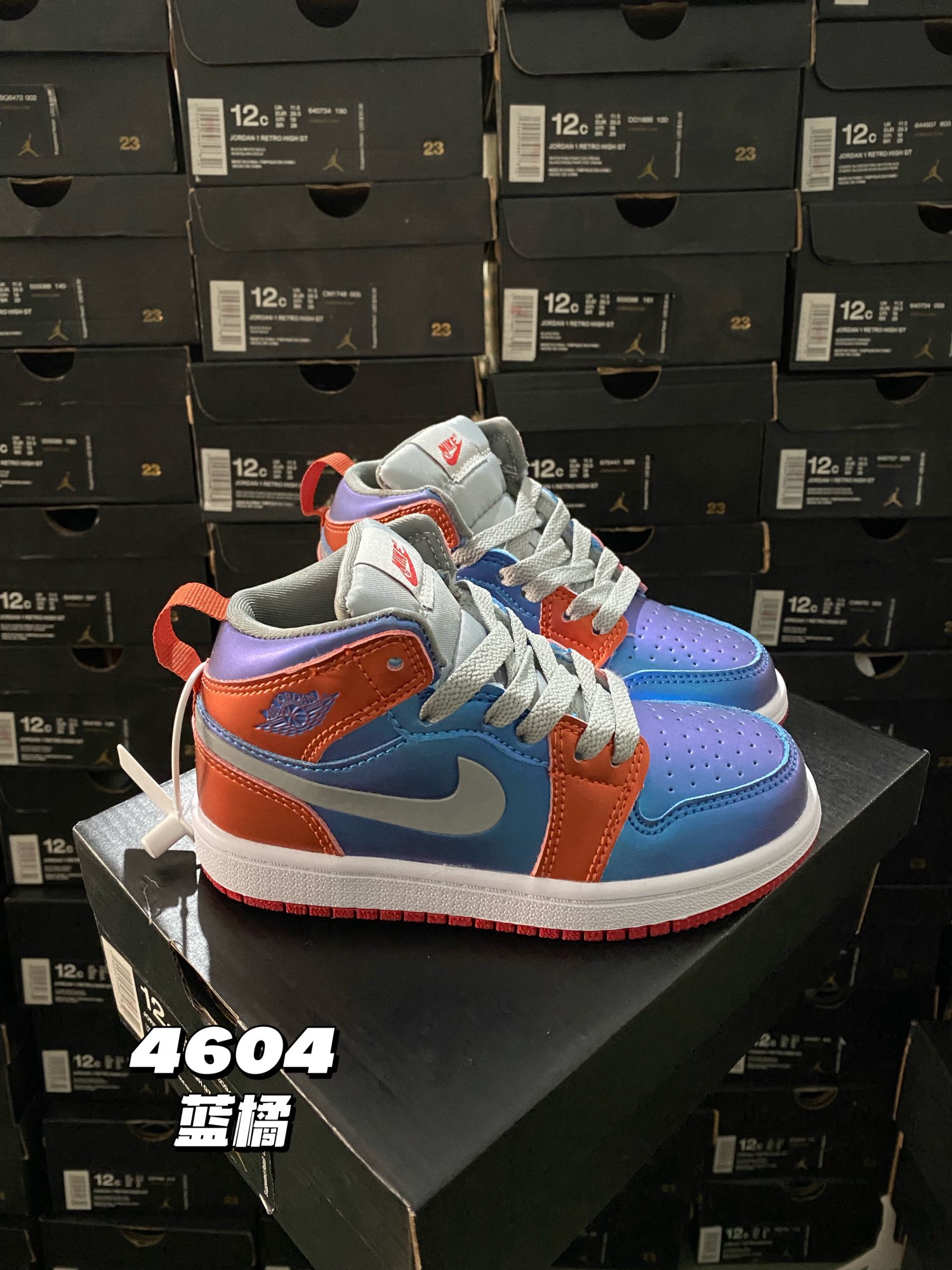 图片[7]-🆕新配色，秒杀 最高版本–乔1真标头层球鞋⚽️，尺码：22-37.5 真标头层aj1真的绝了❗️❗ 实在是太好看了，超级无敌百搭潮流，作为最经典的系列，它真的是当之无愧💪🏻💪🏻高版本，老粉必入！-选品中心