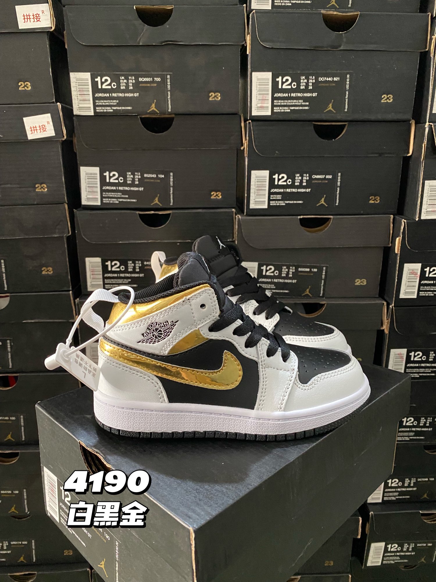 图片[2]-🆕新配色，秒杀 最高版本–乔1真标头层球鞋⚽️，尺码：22-37.5 真标头层aj1真的绝了❗️❗ 实在是太好看了，超级无敌百搭潮流，作为最经典的系列，它真的是当之无愧💪🏻💪🏻高版本，老粉必入！-选品中心