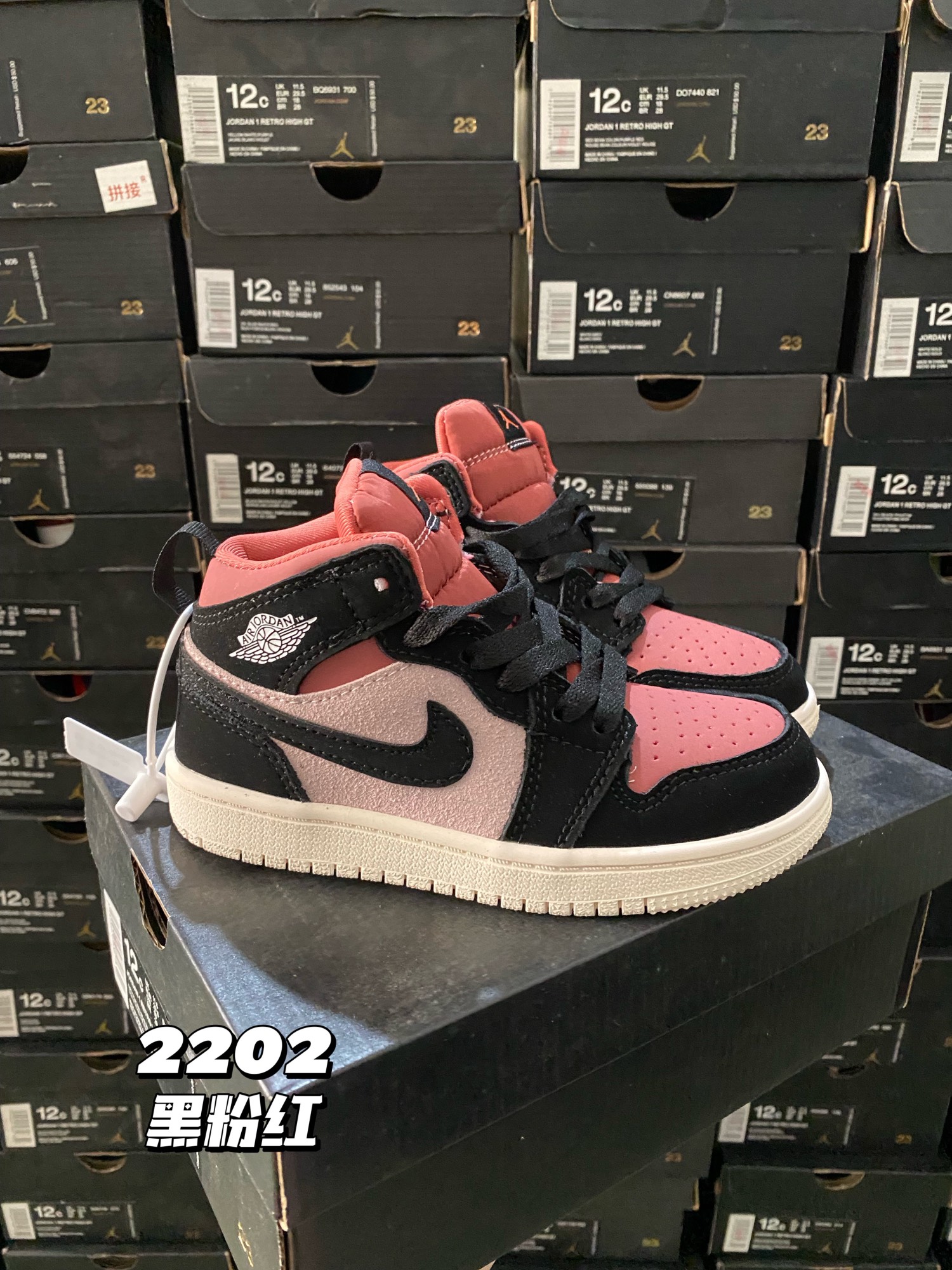 图片[2]-🆕新配色，秒杀 最高版本–乔1真标头层球鞋⚽️，尺码：22-37.5 真标头层aj1真的绝了❗️❗ 实在是太好看了，超级无敌百搭潮流，作为最经典的系列，它真的是当之无愧💪🏻💪🏻高版本，老粉必入！-选品中心