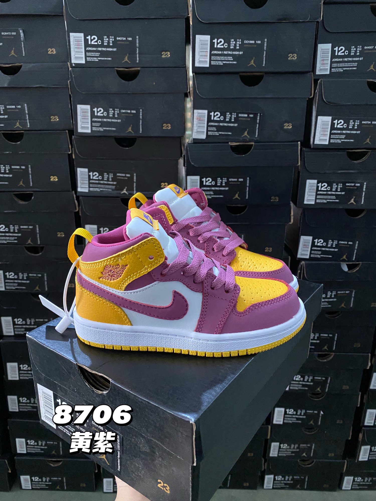 图片[6]-🆕新配色，秒杀 最高版本–乔1真标头层球鞋⚽️，尺码：22-37.5 真标头层aj1真的绝了❗️❗ 实在是太好看了，超级无敌百搭潮流，作为最经典的系列，它真的是当之无愧💪🏻💪🏻高版本，老粉必入！-选品中心