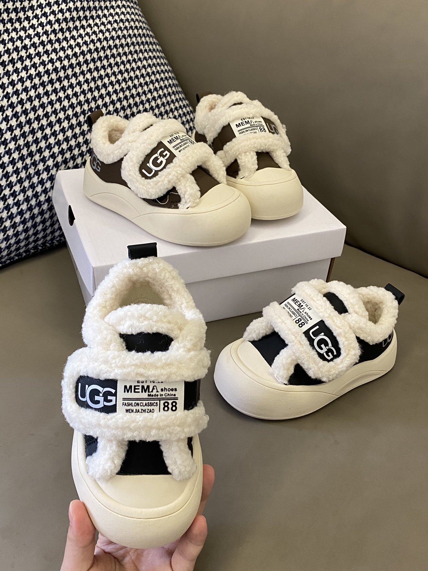 图片[4]-原图直出🌟 鞋头圆圆的设计真的好🉑爱防撞踢保护脚趾🦶🏻内里毛茸茸的又很保暖🤩搭配魔术贴设计简直大爱😍鞋底防滑耐磨抓地力强👍🏻MNA280-选品中心