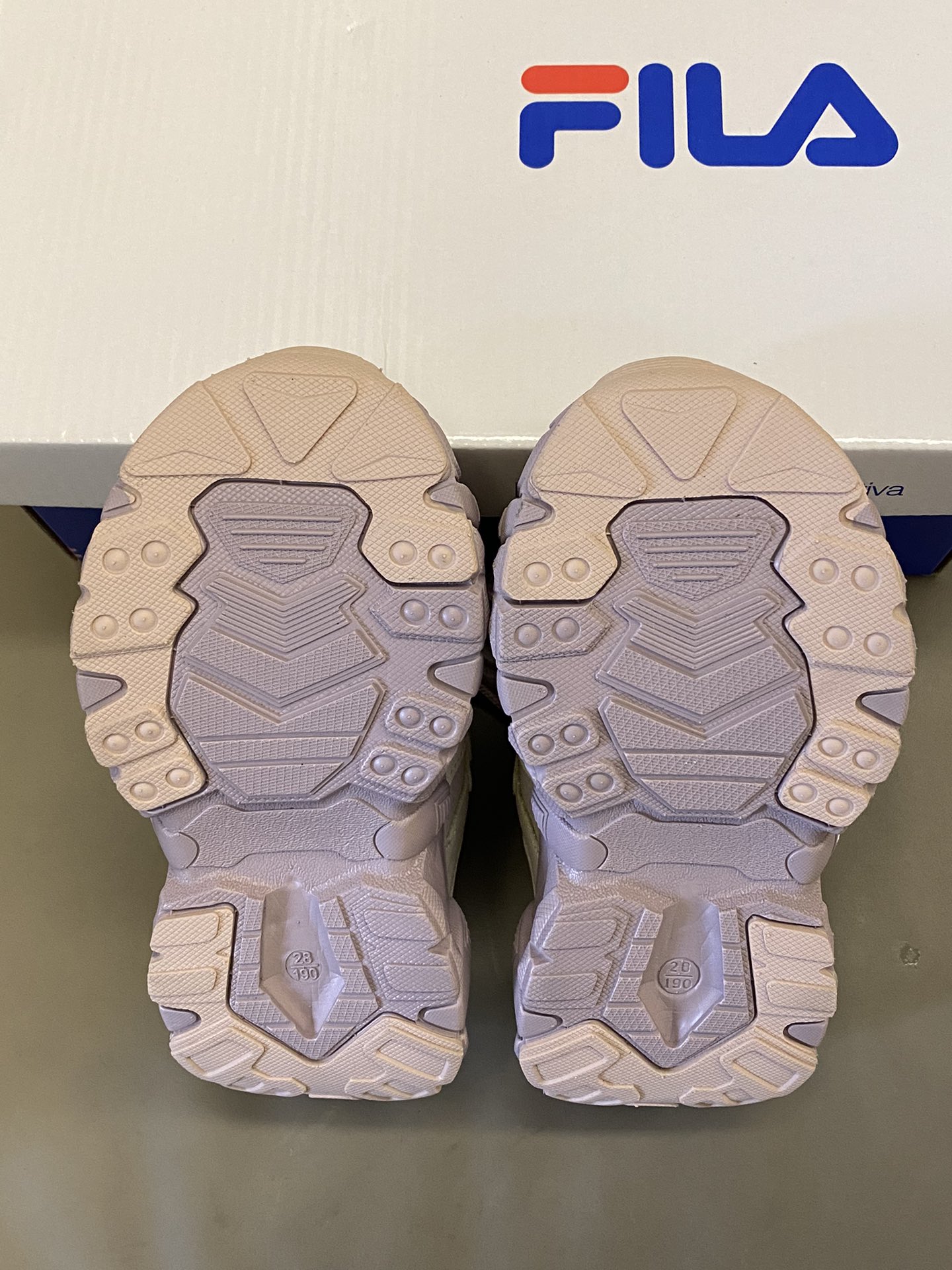 图片[9]-原图直出🌟 鞋面采用拼接材质，固定鞋带+魔术贴设计穿脱方便✔️内里加绒很保暖🔥出街即是亮点🤩简直不要太时尚😆最重要的是真的超轻超软弹～～-选品中心