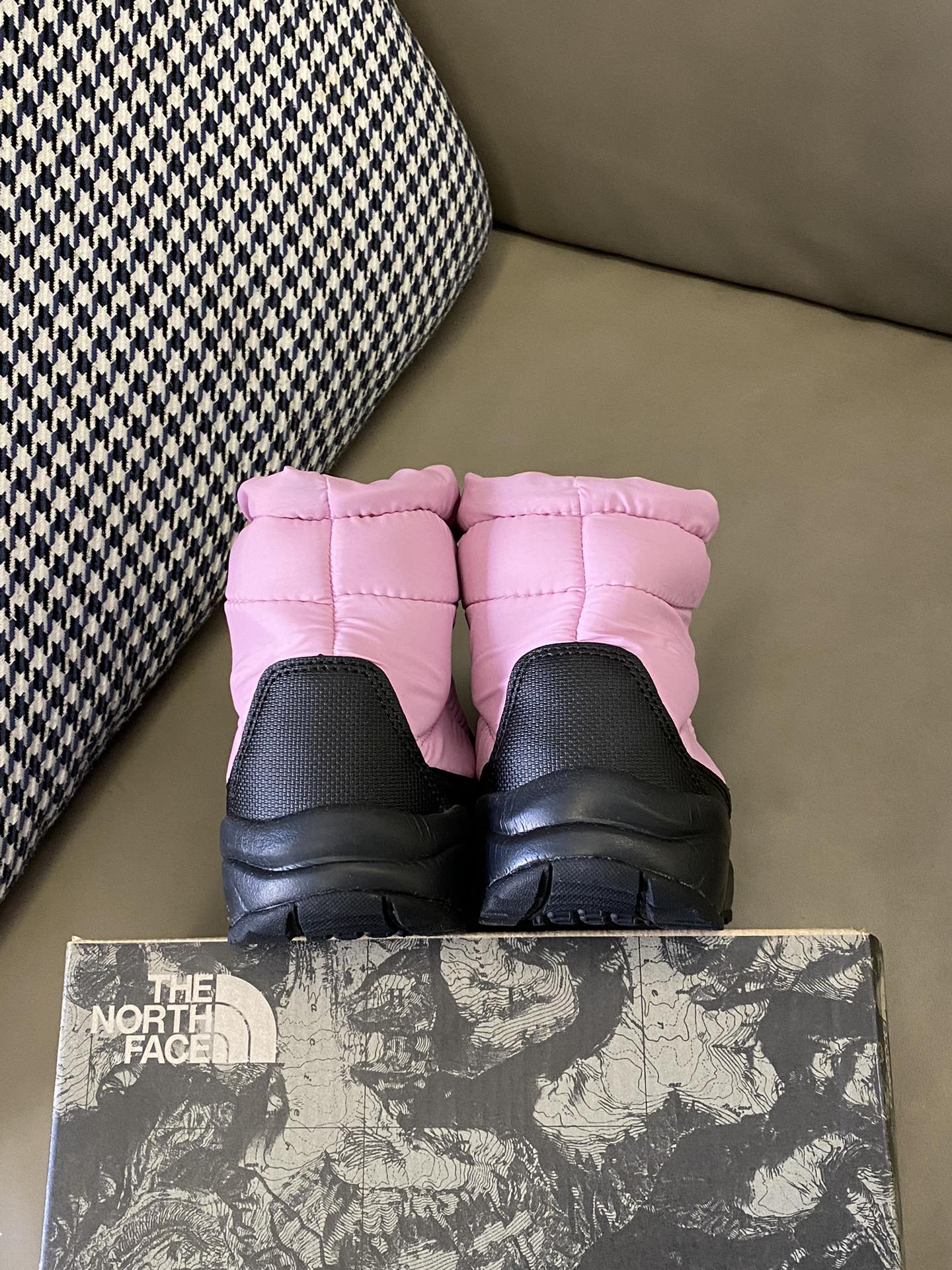 图片[7]-原图直出🌟 鞋面采用防水材质可以穿着玩雪❄️内里保暖还耐穿👻很实用，松紧扣方便宝贝调节松紧度🧐鞋底超级防滑抓地力强👍🏻-选品中心