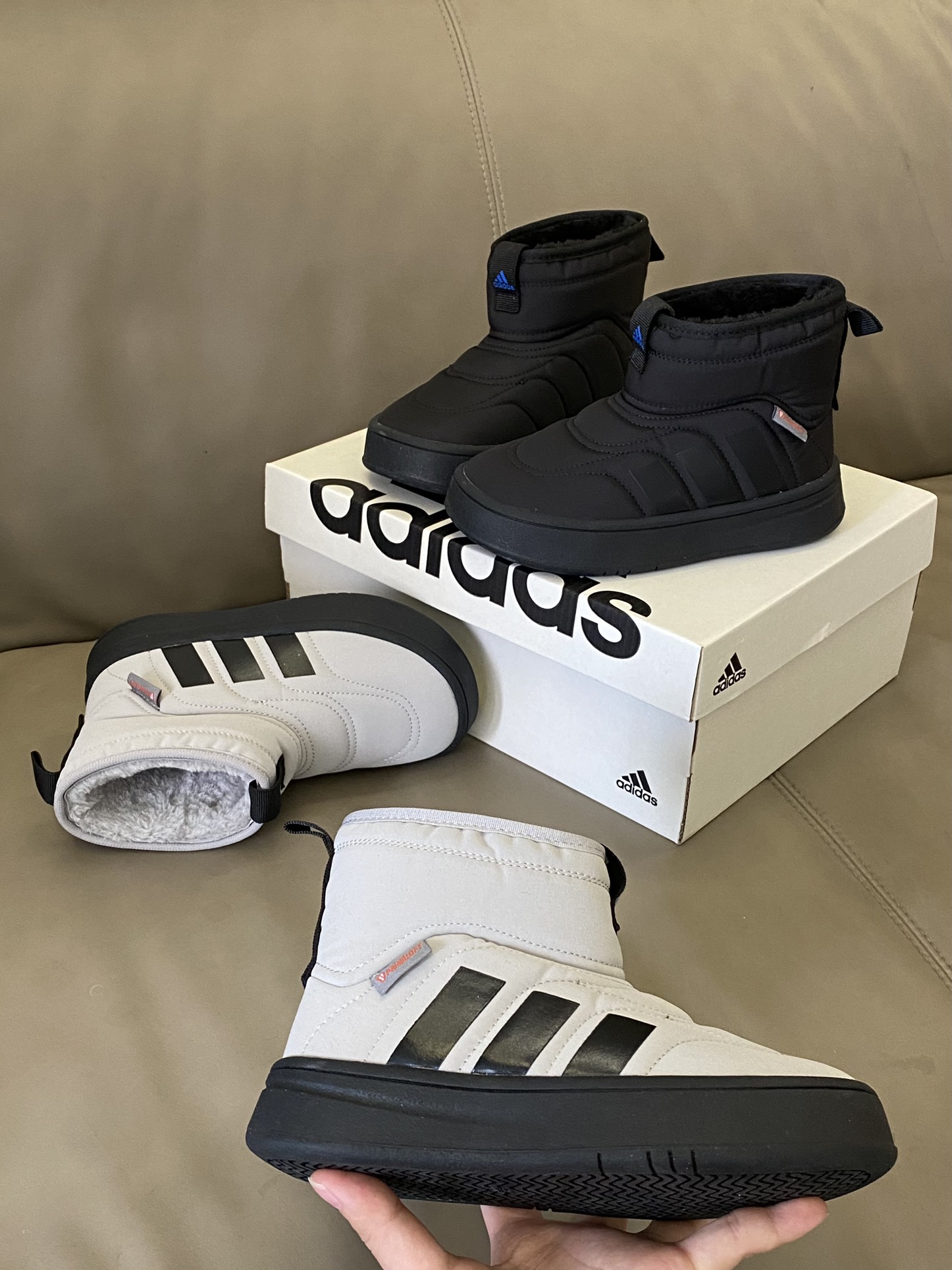 图片[3]-原图直出🌟 AD 加绒中帮儿童面包棉鞋👟鞋面采用防水面料再也不怕鞋子湿啦🥰内里加绒保暖又舒适❄️舒适面料，柔软不失尚🤩耐磨防滑大底脚感不言而喻✌🏻-选品中心