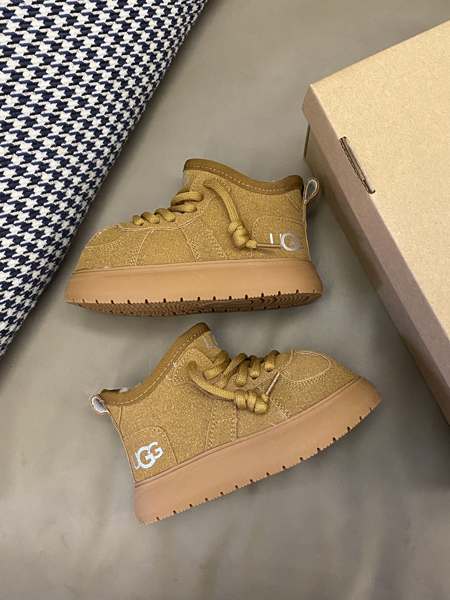 图片[8]-原图直出🌟 低筒大头厚绒雪地靴南方的宝宝们也可以穿😍整个鞋型好可爱😻一脚蹬设计穿脱方便✅内里加绒保暖舒适✌🏻橡胶鞋底防滑耐磨🥰JR121-选品中心