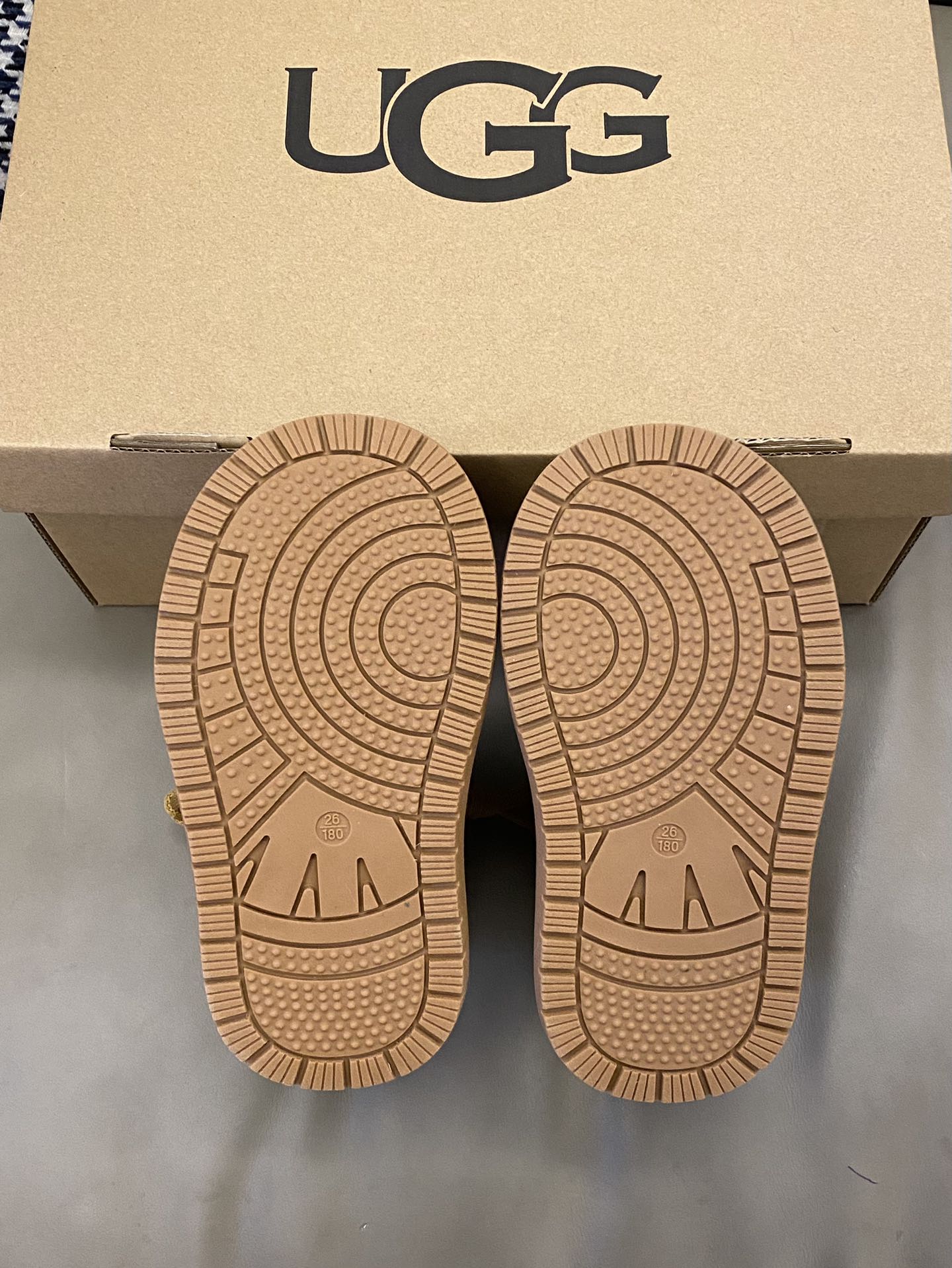 图片[9]-原图直出🌟 低筒大头厚绒雪地靴南方的宝宝们也可以穿😍整个鞋型好可爱😻一脚蹬设计穿脱方便✅内里加绒保暖舒适✌🏻橡胶鞋底防滑耐磨🥰JR121-选品中心