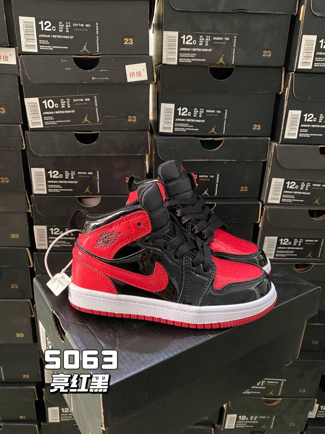 图片[6]-🆕新配色，秒杀 最高版本–乔1真标头层球鞋⚽️，尺码：22-37.5 真标头层aj1真的绝了❗️❗ 实在是太好看了，超级无敌百搭潮流，作为最经典的系列，它真的是当之无愧💪🏻💪🏻高版本，老粉必入！-选品中心