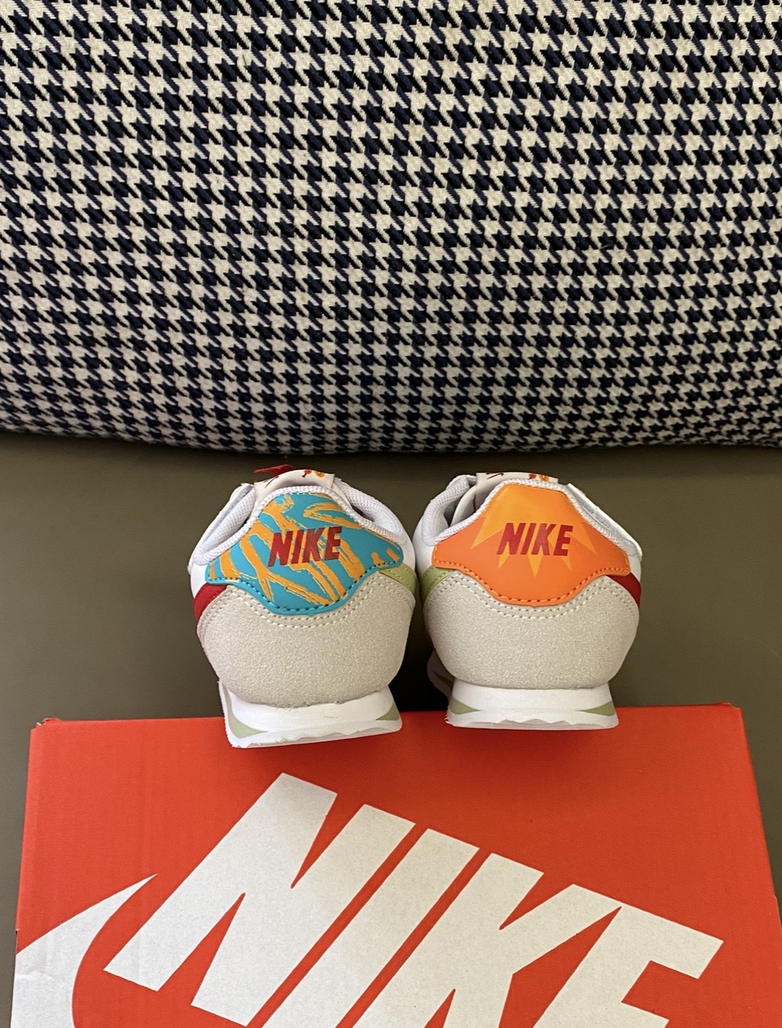 图片[4]-原图直出🌟 NK 阿甘儿童板鞋采用优质纳米皮+柔韧鞋底，奔跑跳跃不闷脚；防滑纹路设计，雨天湿滑也不怕，守护宝贝每一步稳稳当当！-选品中心