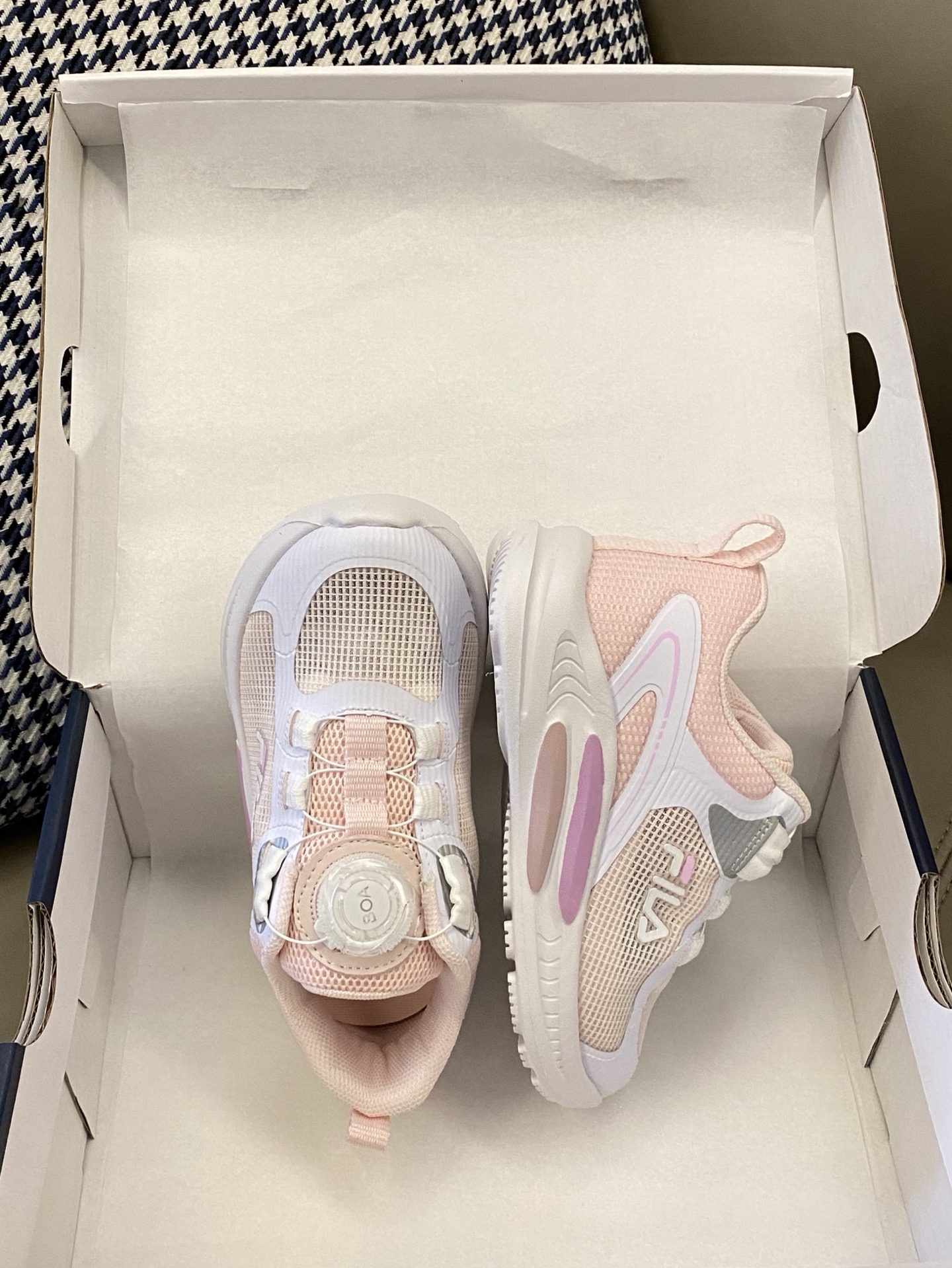 图片[2]-原图直出🌟 超赞的FILA系列👍🏻透气性网面拼接，舒适不闷脚☁️精致BOA锁扣设计，穿脱超方便✌🏻超轻软弹大底，脚感不言而喻✔️-选品中心