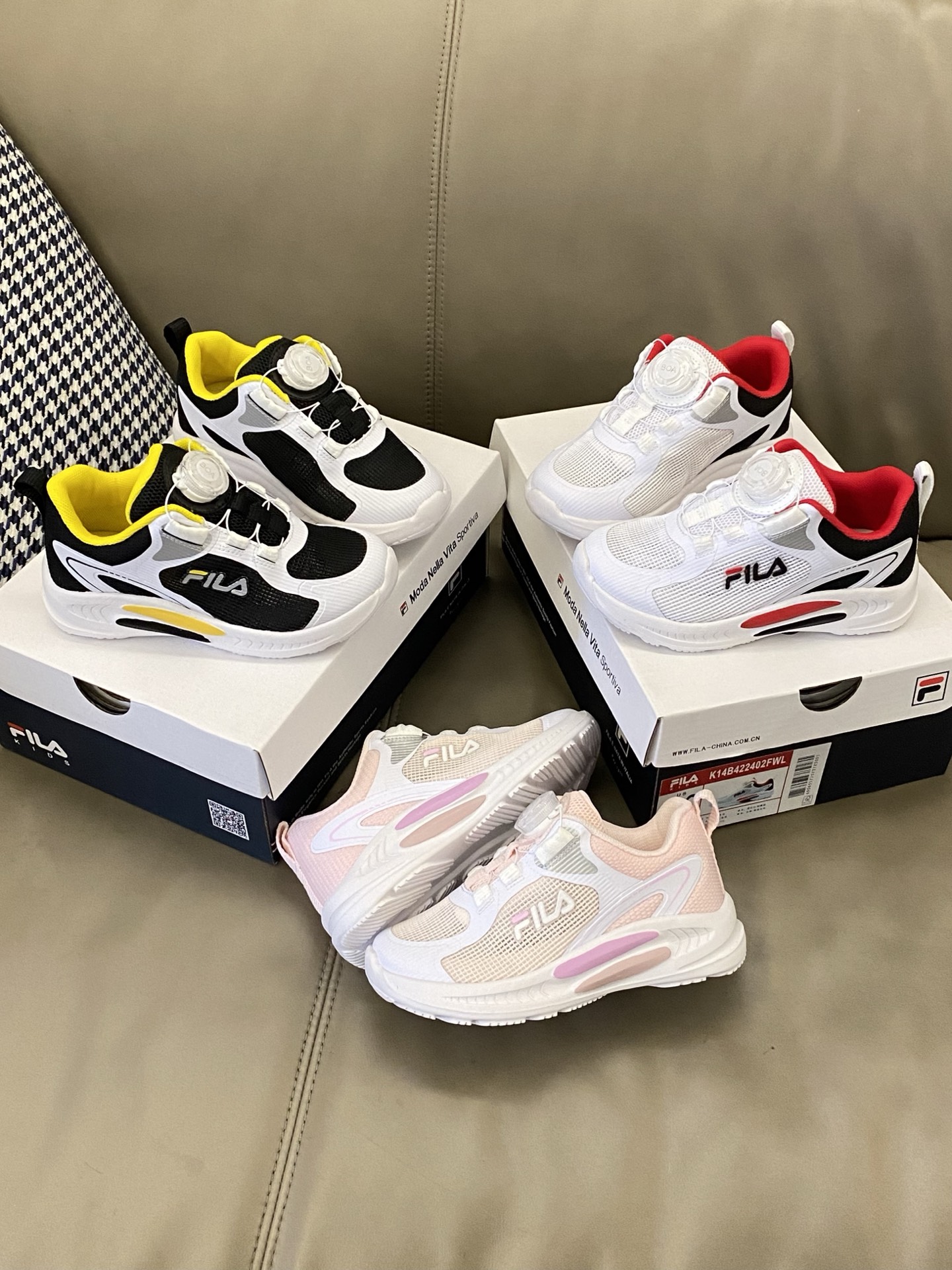 图片[6]-原图直出🌟 超赞的FILA系列👍🏻透气性网面拼接，舒适不闷脚☁️精致BOA锁扣设计，穿脱超方便✌🏻超轻软弹大底，脚感不言而喻✔️-选品中心