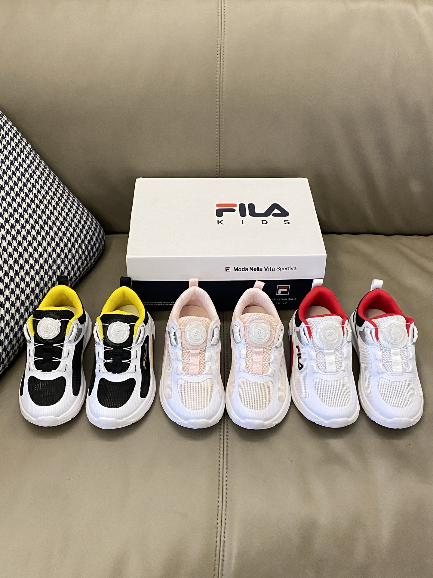 图片[5]-原图直出🌟 超赞的FILA系列👍🏻透气性网面拼接，舒适不闷脚☁️精致BOA锁扣设计，穿脱超方便✌🏻超轻软弹大底，脚感不言而喻✔️-选品中心