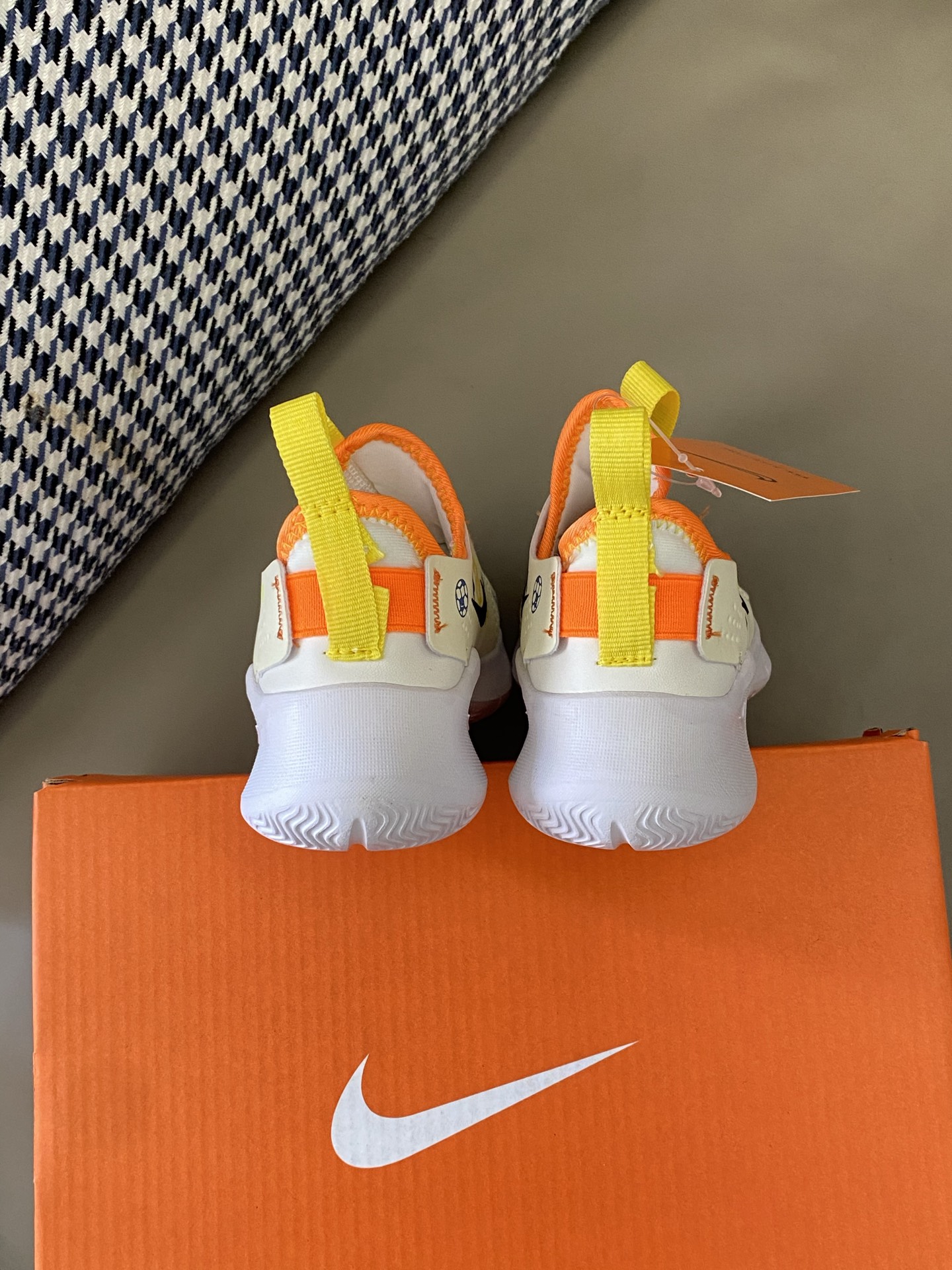 图片[7]-原图直出🌟 这么可爱的童鞋快带回家🤪鞋面网眼设计清爽透气💨一脚蹬设计方便宝贝穿脱✔️ 结合柔韧灵活的外底和强劲抓地设计，专为热爱玩耍的宝贝们打-选品中心