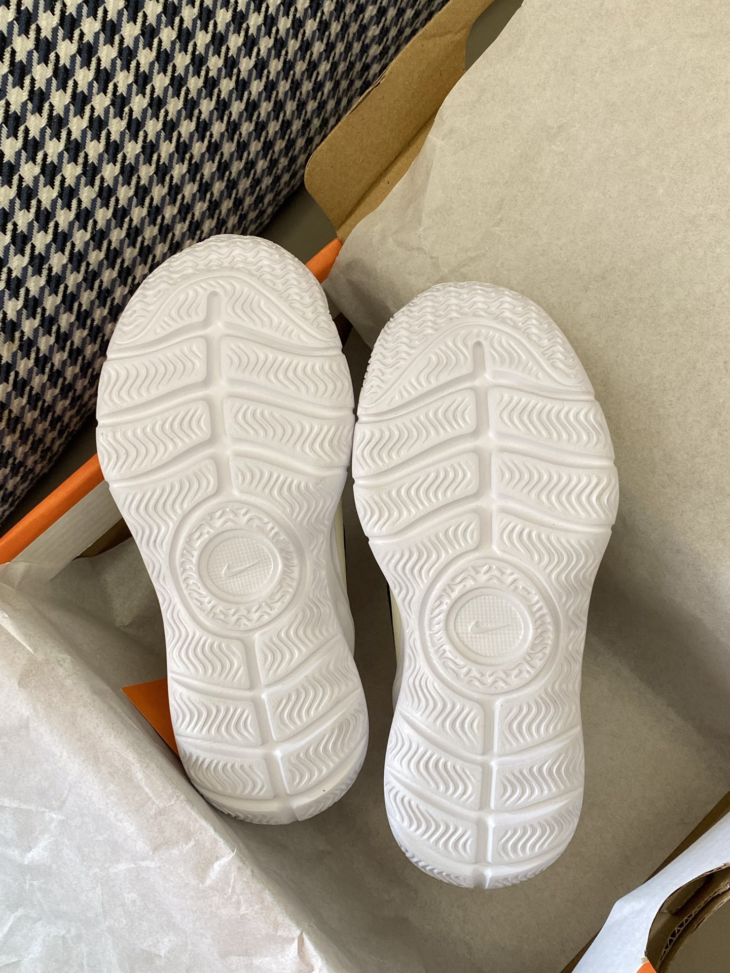 图片[9]-原图直出🌟 这么可爱的童鞋快带回家🤪鞋面网眼设计清爽透气💨一脚蹬设计方便宝贝穿脱✔️ 结合柔韧灵活的外底和强劲抓地设计，专为热爱玩耍的宝贝们打-选品中心