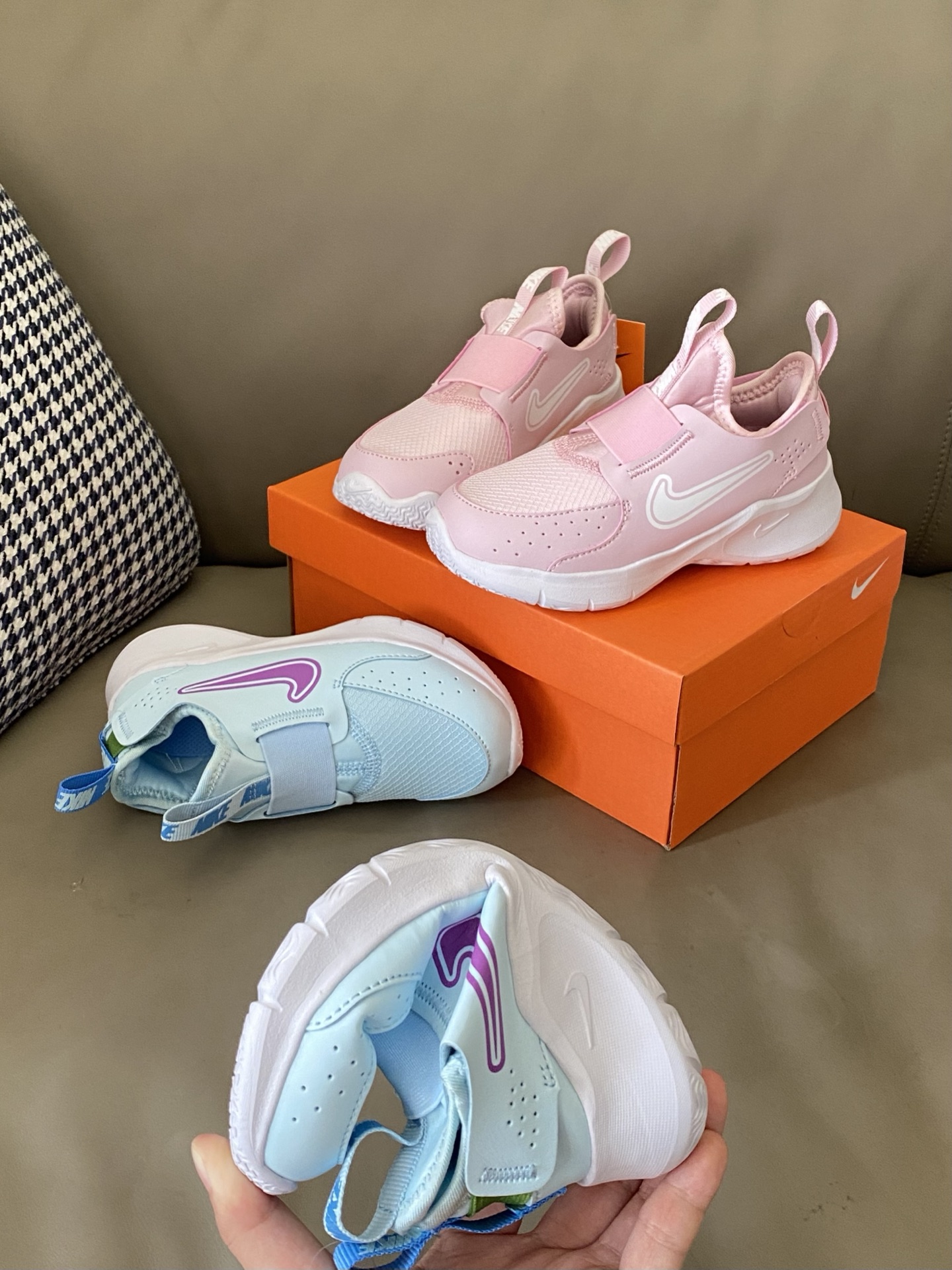 图片[3]-原图直出🌟 这么可爱的童鞋快带回家🤪鞋面网眼设计清爽透气💨一脚蹬设计方便宝贝穿脱✔️ 结合柔韧灵活的外底和强劲抓地设计，专为热爱玩耍的宝贝们打-选品中心