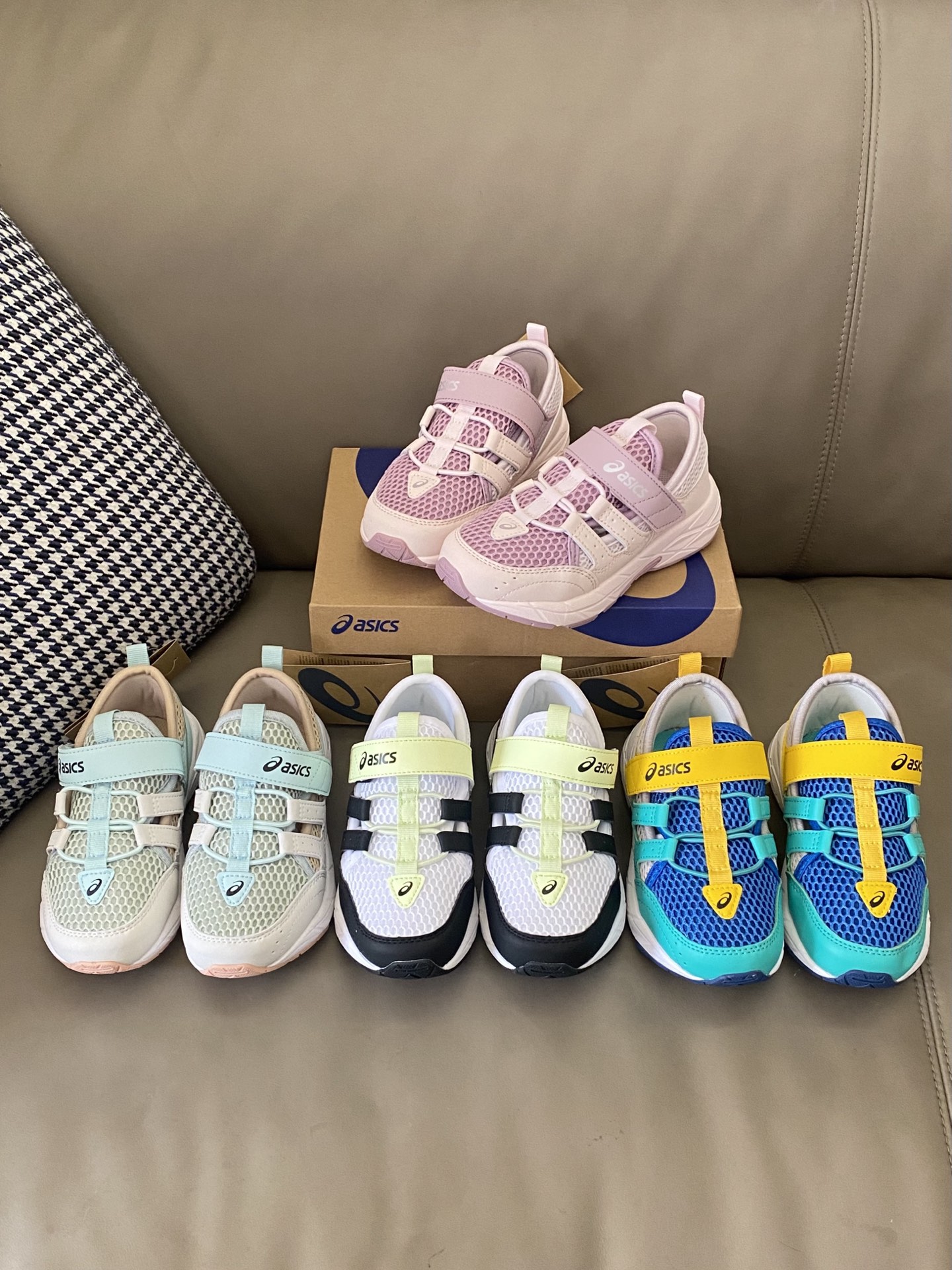 图片[5]-原图直出🌟 透气网布鞋面，搭配柔软内衬，长时间奔跑也不闷脚💨舒适度满分💯魔术贴设计，穿着方便舒适😍 鞋底防滑效果超棒👏🏻让宝宝在玩耍时更加安全放心😘L-选品中心