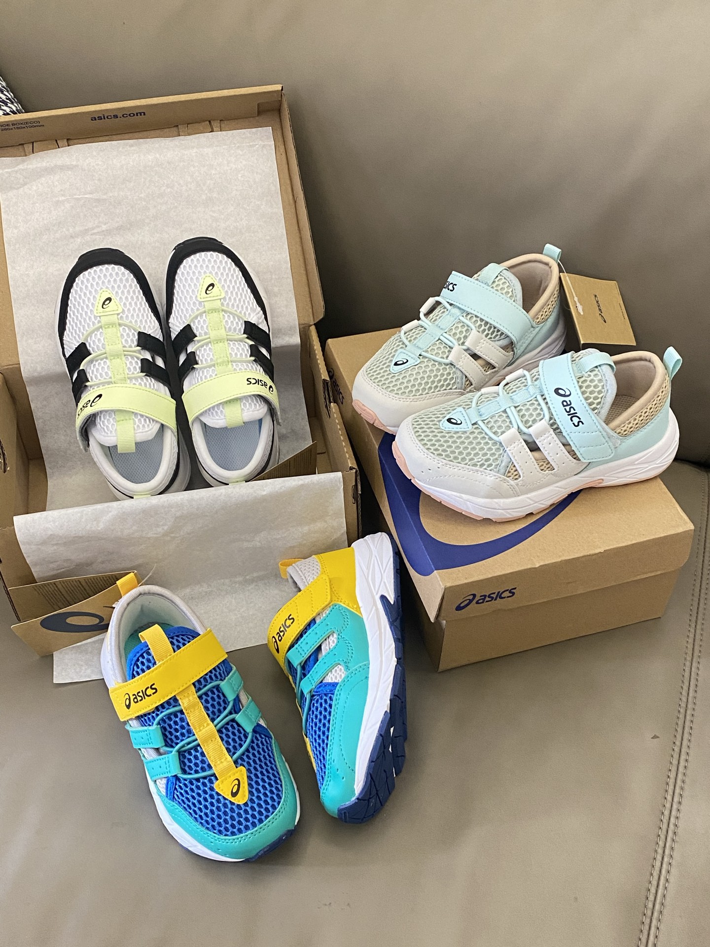 图片[4]-原图直出🌟 透气网布鞋面，搭配柔软内衬，长时间奔跑也不闷脚💨舒适度满分💯魔术贴设计，穿着方便舒适😍 鞋底防滑效果超棒👏🏻让宝宝在玩耍时更加安全放心😘L-选品中心