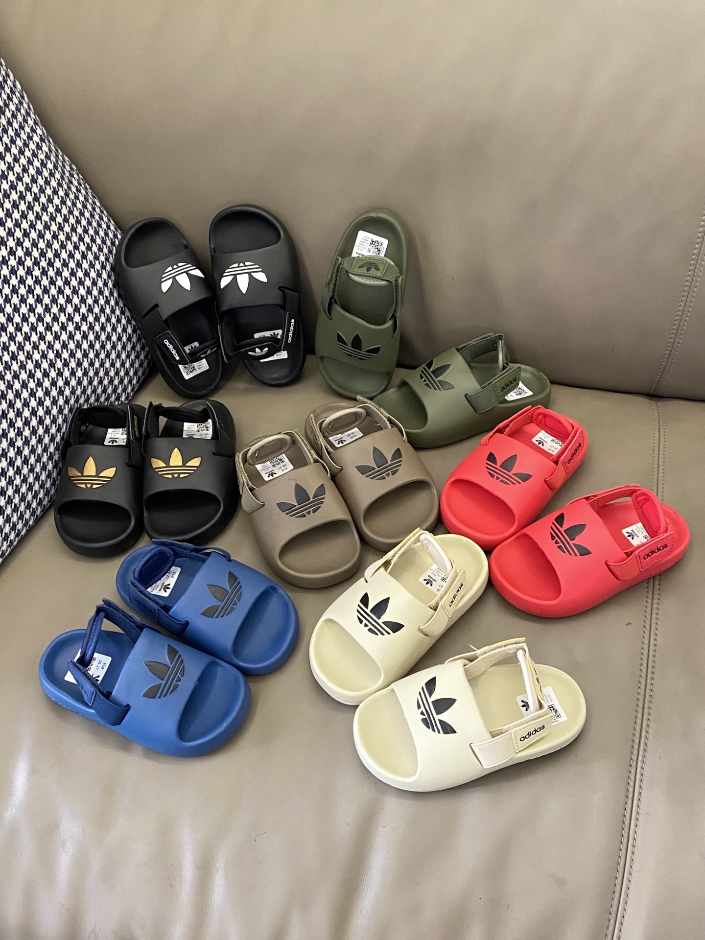 图片[8]-原图直出🌟 👀时髦小孩的穿搭神器🤩常规版型，鞋跟可拆卸魔术贴粘扣带，方便穿脱🥰鞋底防滑耐磨😎多款颜色可选，总有一款会是宝宝的最爱-选品中心