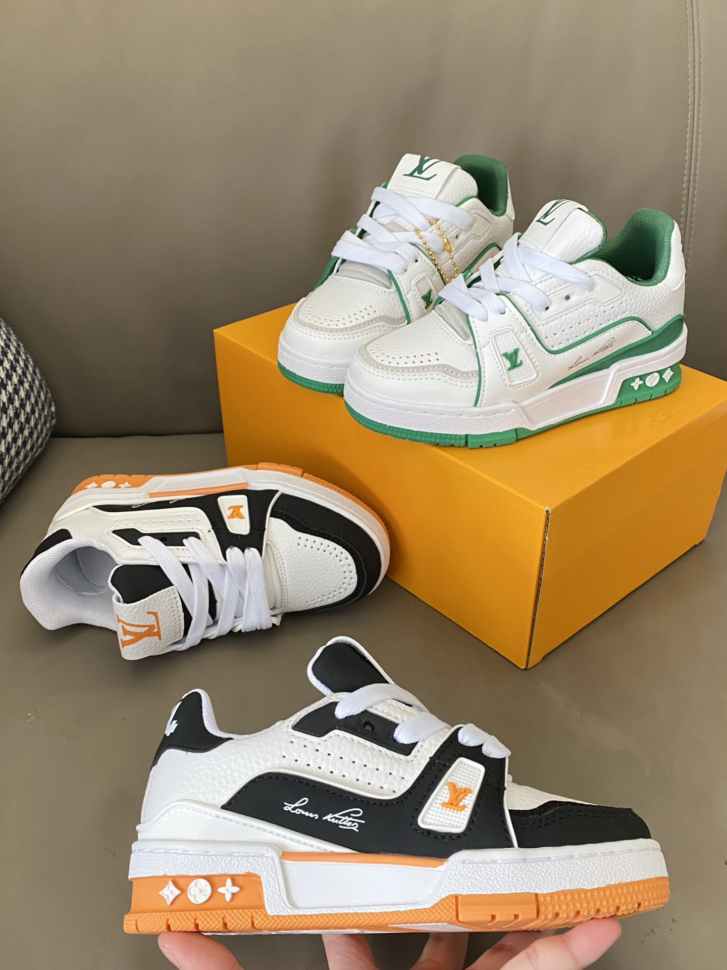 图片[3]-原图直出🌟 挖到宝!!强推这款LV儿童板鞋😍😍😍 穿这个走了快一个钟头一点都不磨脚，巨舒适😱鞋底防滑耐磨✔️品控没得说🤭穿上酷酷的-选品中心