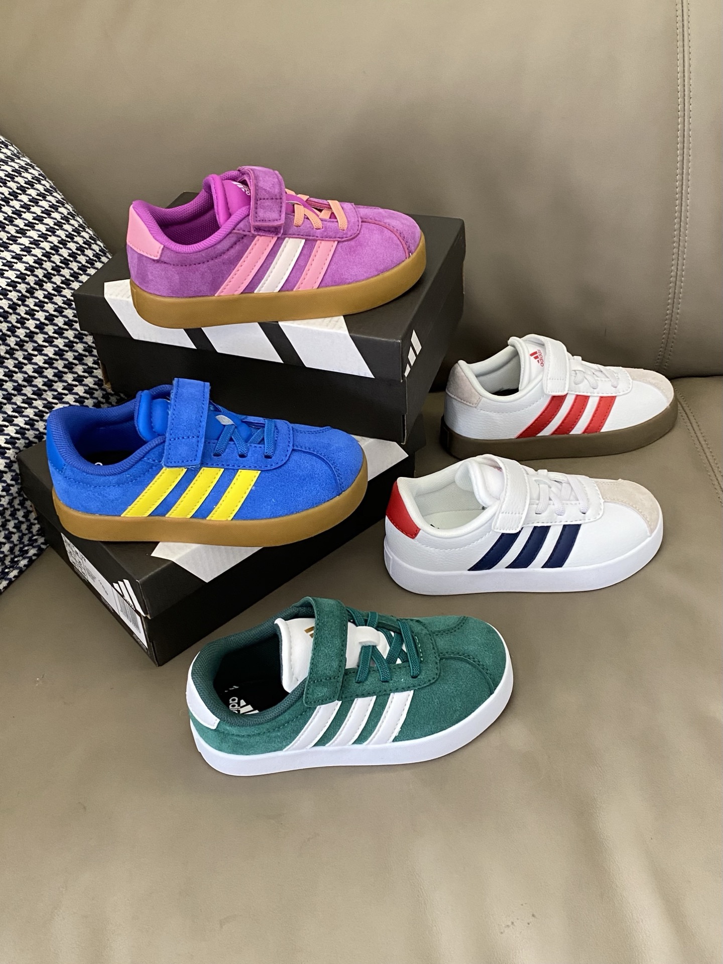 图片[4]-原图直出🌟 超嗲的配色，上脚超好看😍橡胶耐磨防滑大底，脚感超赞👍🏻 小童双魔术贴设计，大童松紧带+魔术贴设计穿脱超方便-选品中心