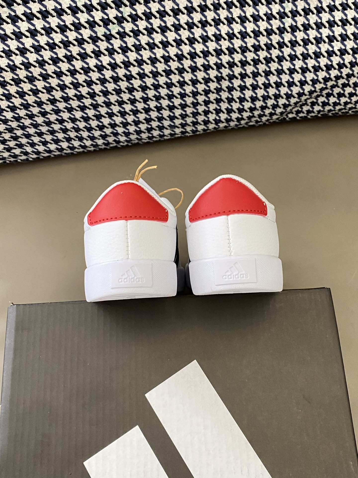 图片[7]-原图直出🌟 超嗲的配色，上脚超好看😍橡胶耐磨防滑大底，脚感超赞👍🏻 小童双魔术贴设计，大童松紧带+魔术贴设计穿脱超方便-选品中心