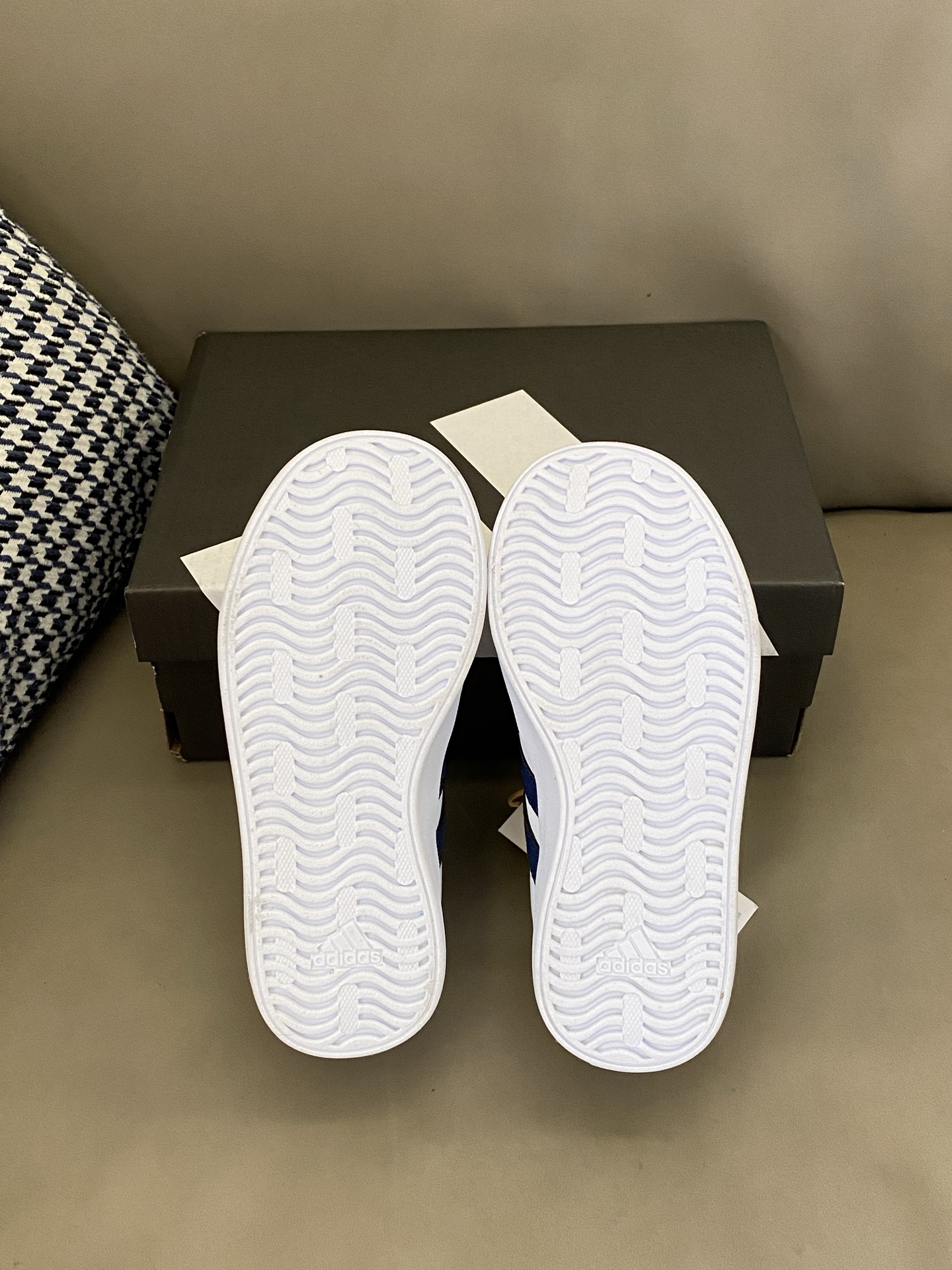 图片[9]-原图直出🌟 超嗲的配色，上脚超好看😍橡胶耐磨防滑大底，脚感超赞👍🏻 小童双魔术贴设计，大童松紧带+魔术贴设计穿脱超方便-选品中心