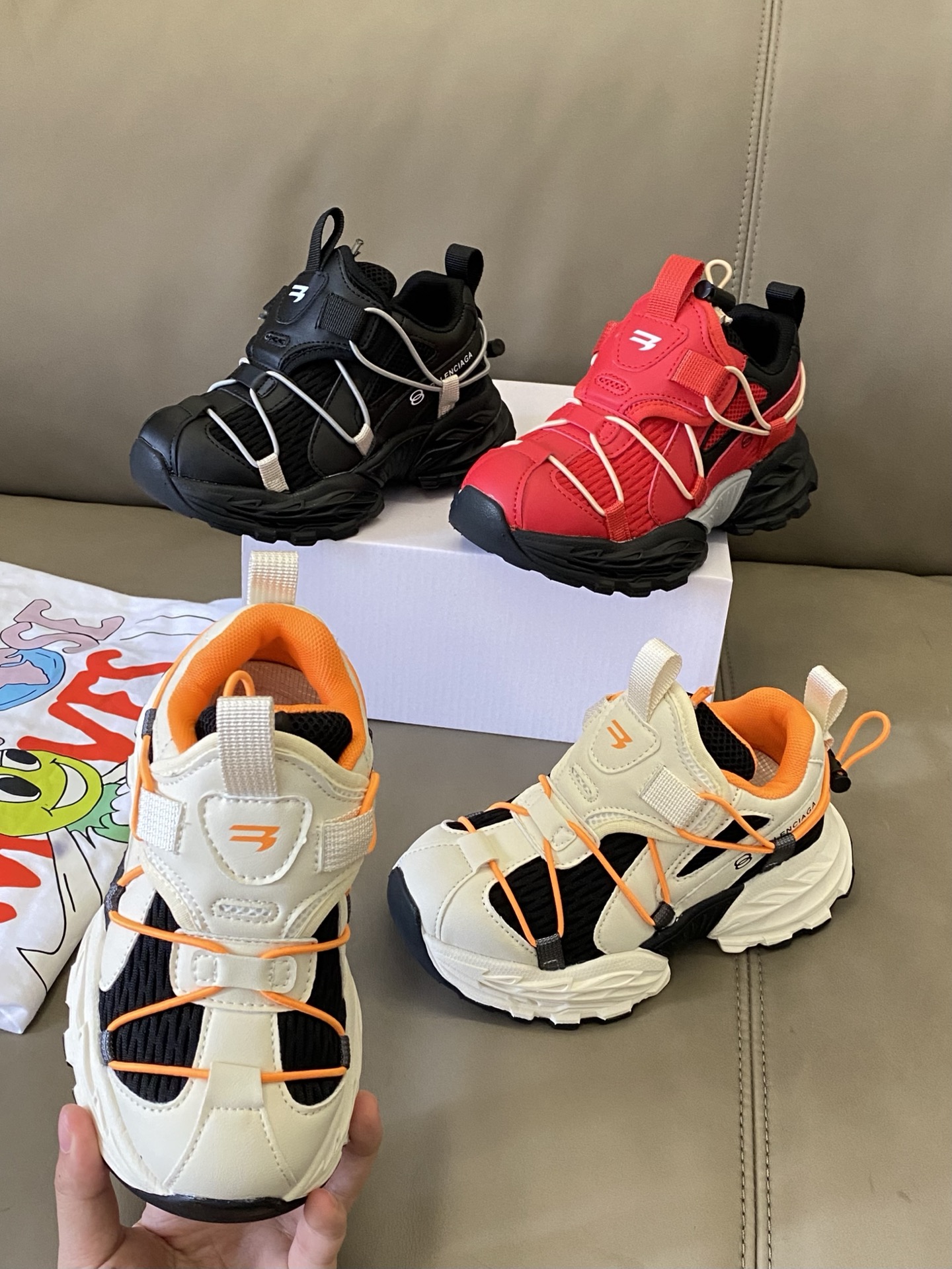 图片[6]-原图直出🌟 巴家儿童登山鞋鞋面圆头+抽绳设计上脚秒变宽脚福音😻鞋舌立体填充超柔软，暴走2小时不磨脚👣 一脚蹬设计方便宝贝穿脱✅鞋底具有防滑功能，能在不同路面提供良好抓地力😇-选品中心