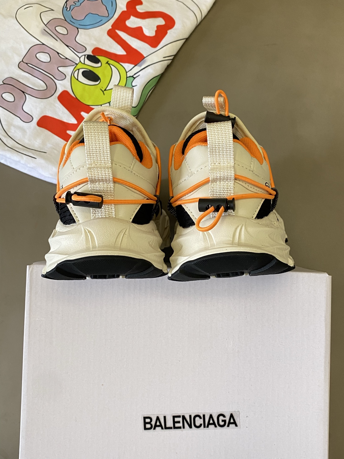 图片[7]-原图直出🌟 巴家儿童登山鞋鞋面圆头+抽绳设计上脚秒变宽脚福音😻鞋舌立体填充超柔软，暴走2小时不磨脚👣 一脚蹬设计方便宝贝穿脱✅鞋底具有防滑功能，能在不同路面提供良好抓地力😇-选品中心