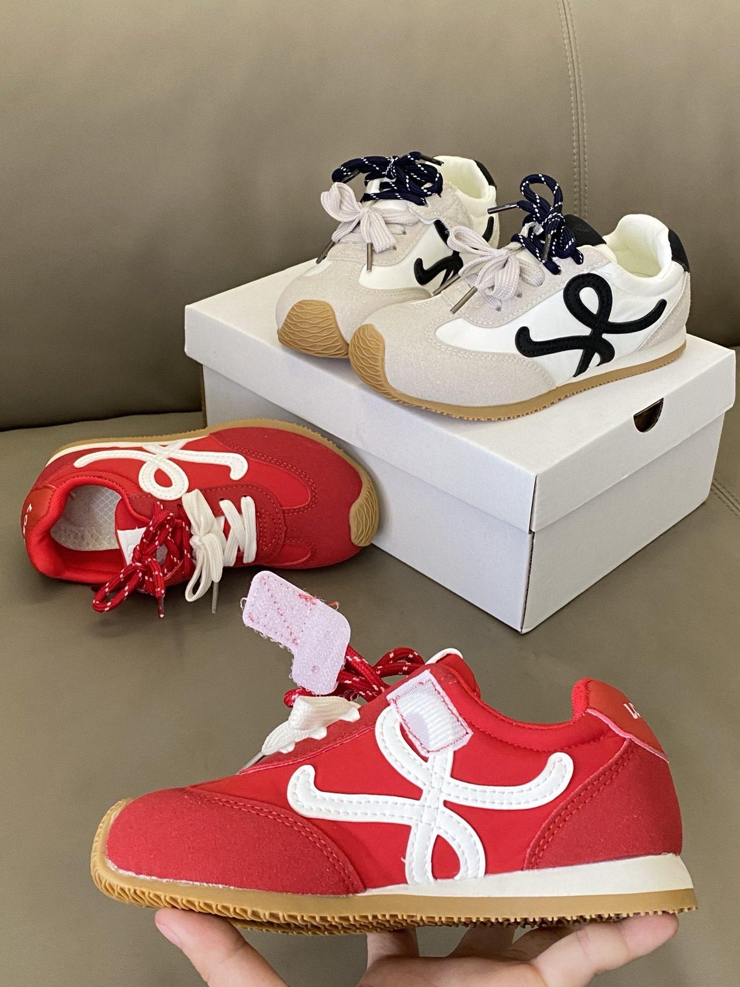 图片[3]-原图直出🌟 鞋头的歪头设计非常独特，搭配鸳鸯固定鞋带复古又时髦😇穿上它你就是整条街最靓的崽🆒魔术贴设计方便宝贝穿脱🤭鞋底防滑耐磨柔韧性好抓地力强👍🏻MNA333-选品中心