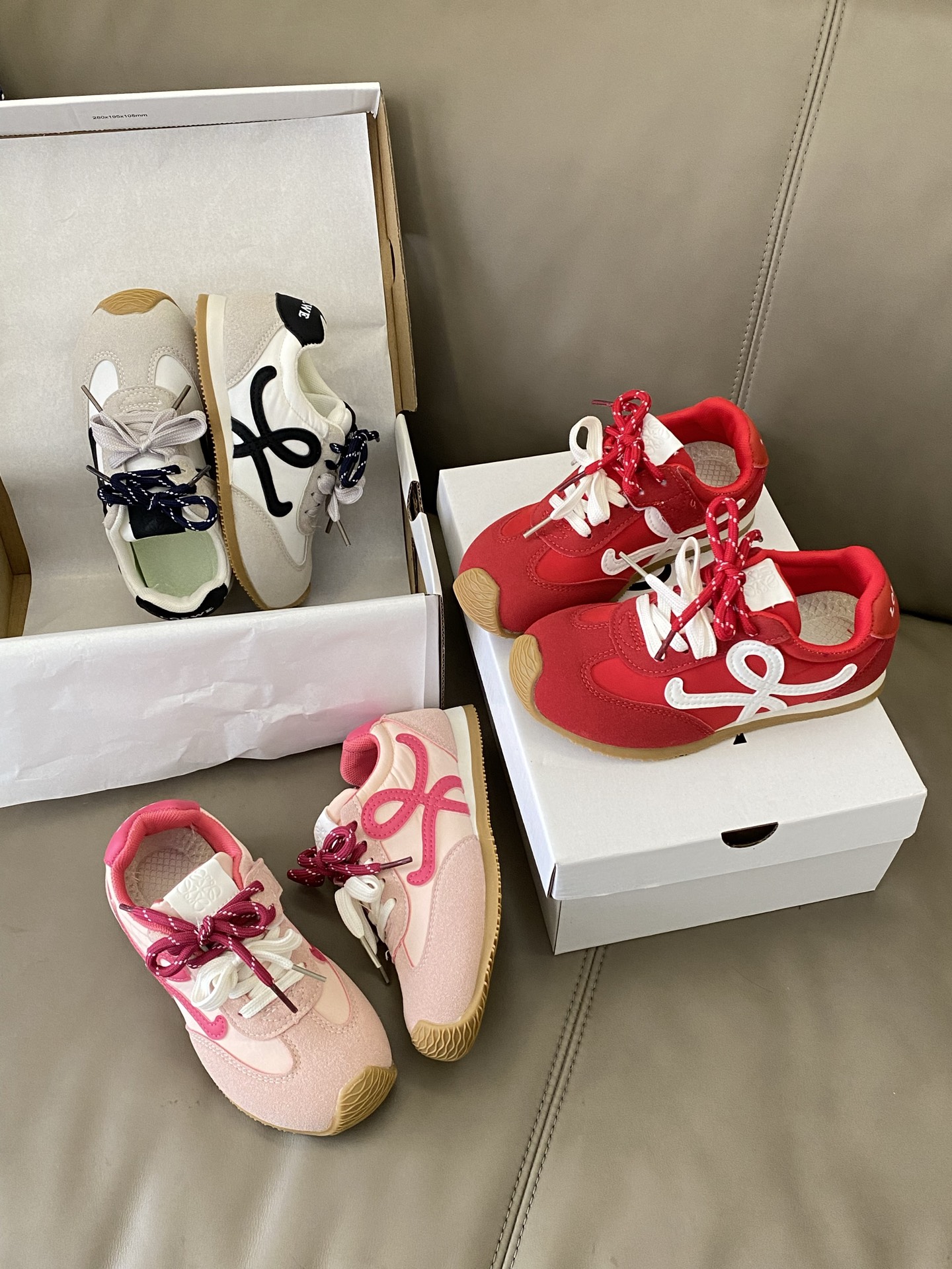 图片[4]-原图直出🌟 鞋头的歪头设计非常独特，搭配鸳鸯固定鞋带复古又时髦😇穿上它你就是整条街最靓的崽🆒魔术贴设计方便宝贝穿脱🤭鞋底防滑耐磨柔韧性好抓地力强👍🏻MNA333-选品中心